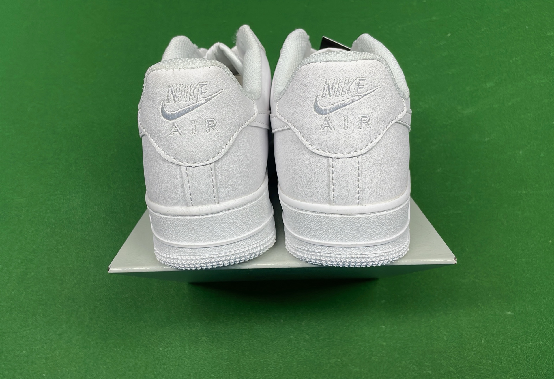 C-L Version Casual Shoes Sneakers Top Version 111-42号DZ  in the Best OopBuy Spreadsheet QC photos