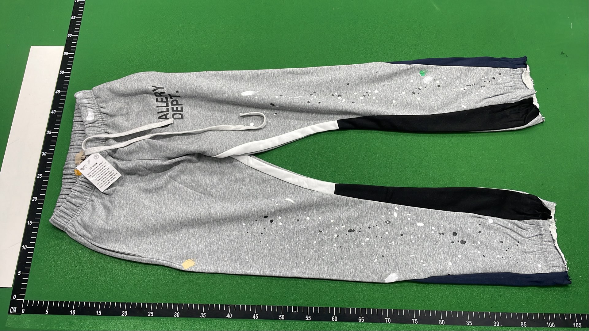 Gallery Dept Paint Splatter Sweatpants - Men's Casual Pants