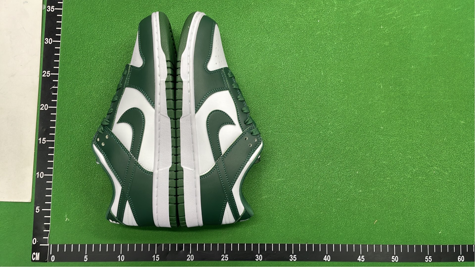 Nike Dunk Low Retro Shoes Collection