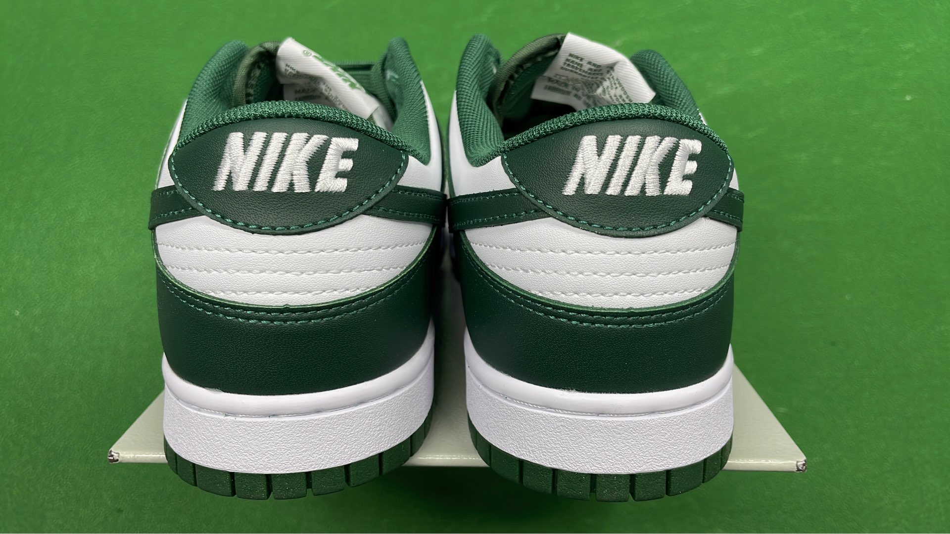 Nike Dunk Low Retro Shoes Collection