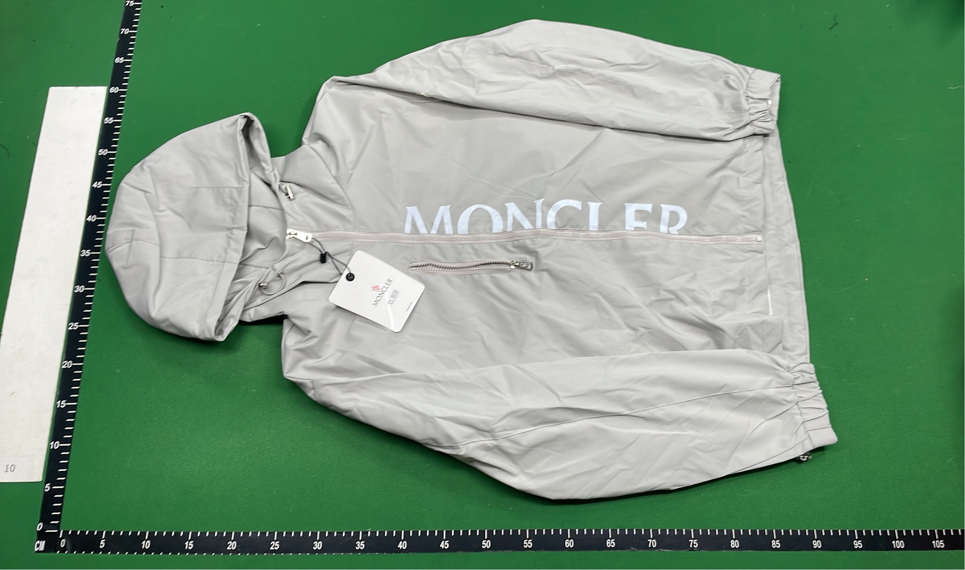 Moncler Logo T-Shirt Black and Gray Men's Casual Wear