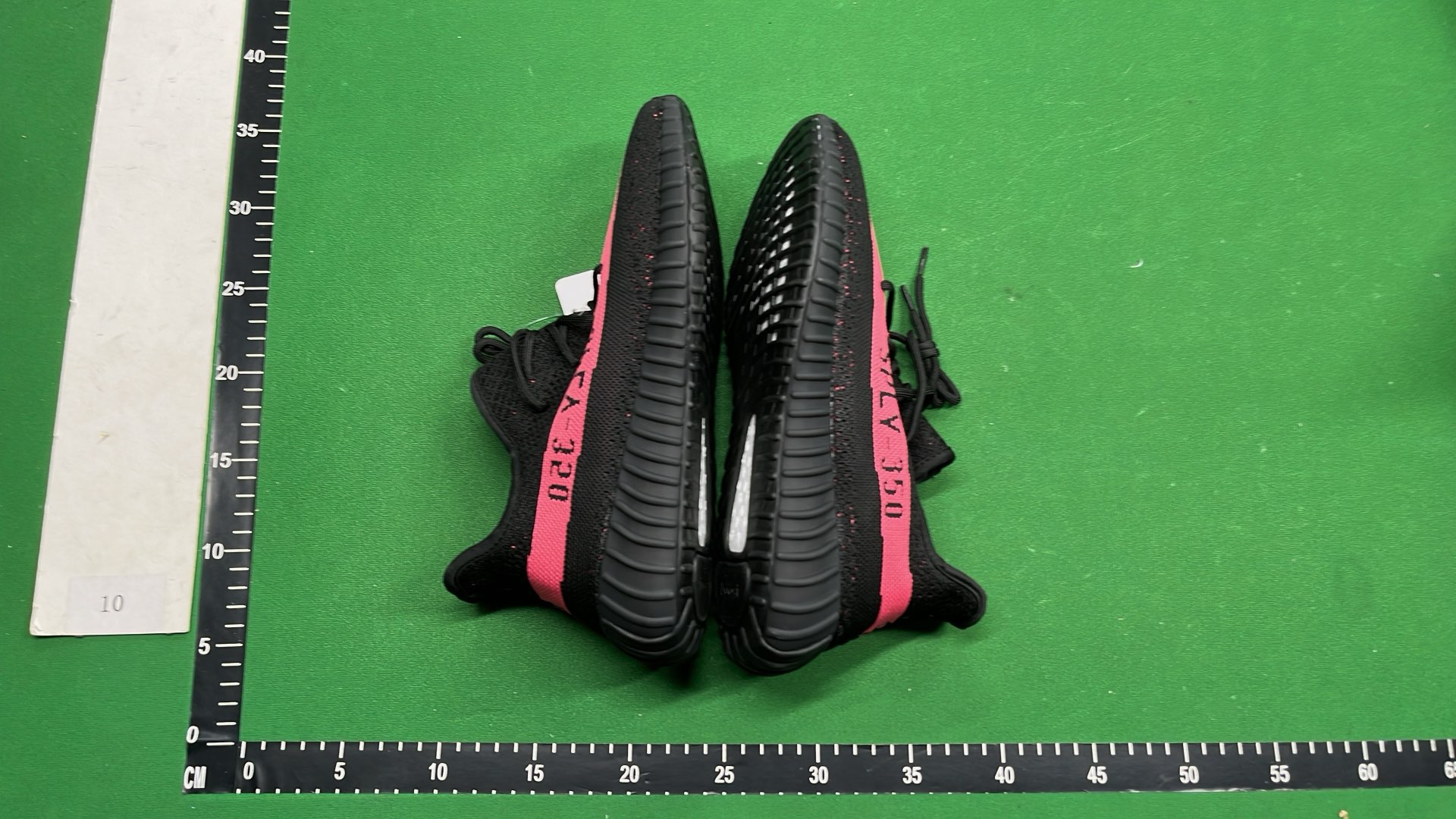 Yeezy Boost 350 V2 Sneakers for Men and Women