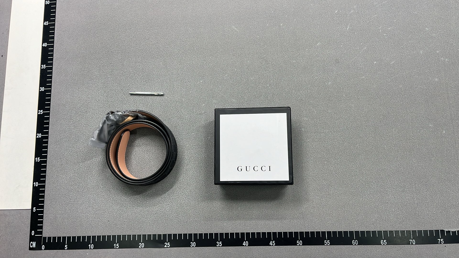Gucci Double G Buckle Belt for Men and Women