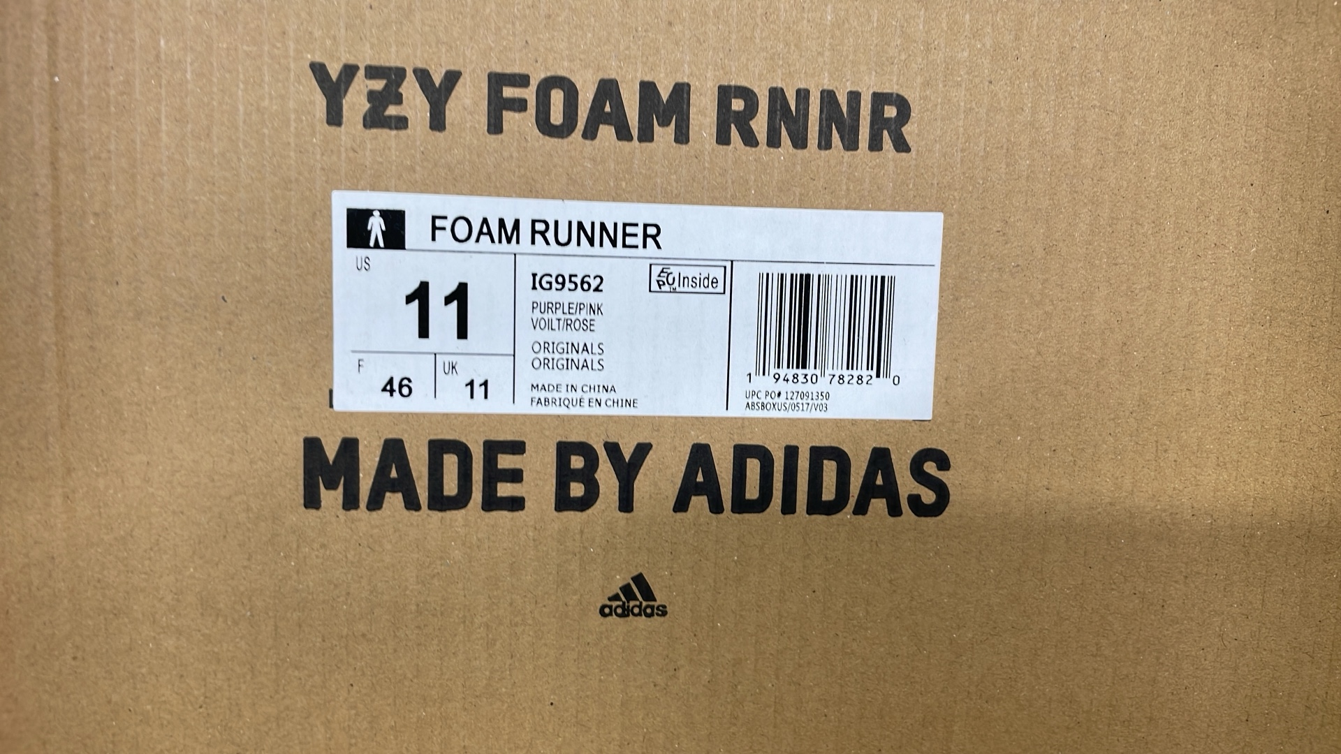 Yeezy Slide Sandals - Comfortable Lightweight Footwear