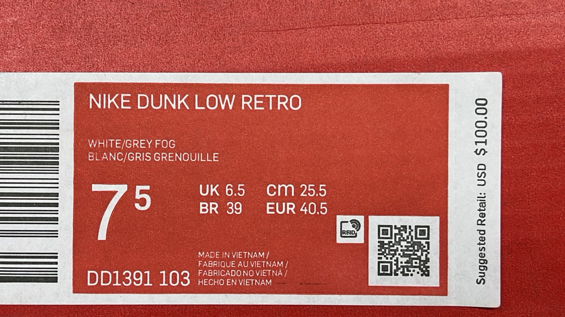 Nike Dunk Low White Grey Sneakers