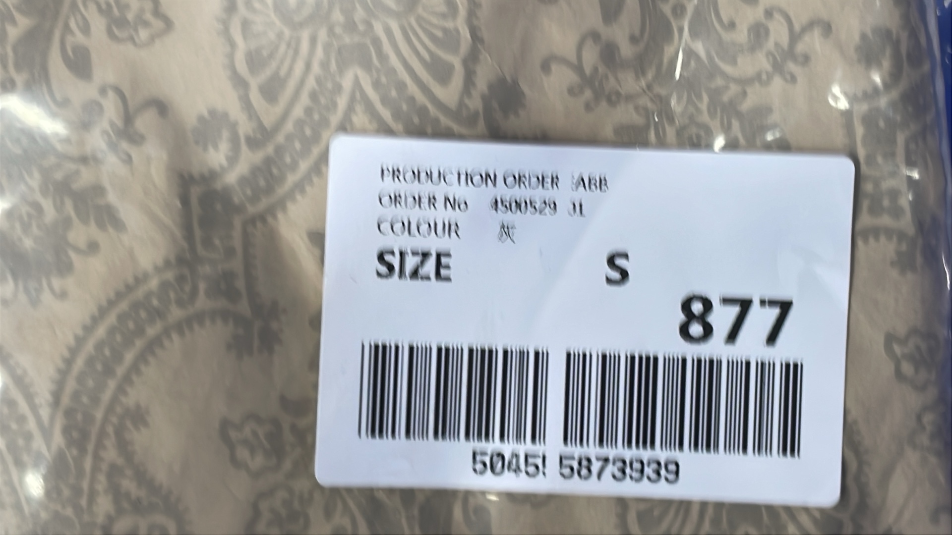 Gucci Logo T-Shirt for Men and Women
