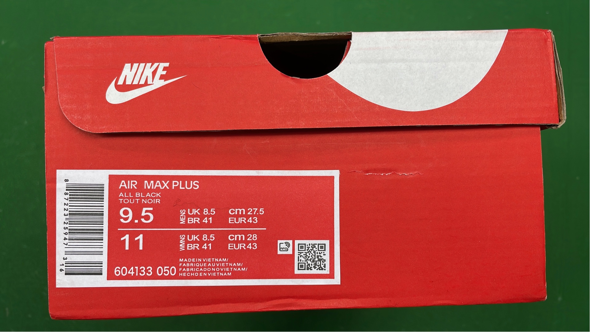 Nike Air Max Plus TN Running Shoes - Men's Athletic Sneakers
