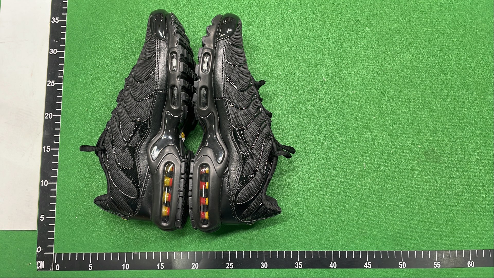 Nike Air Max Plus TN Running Shoes - Men's Athletic Sneakers