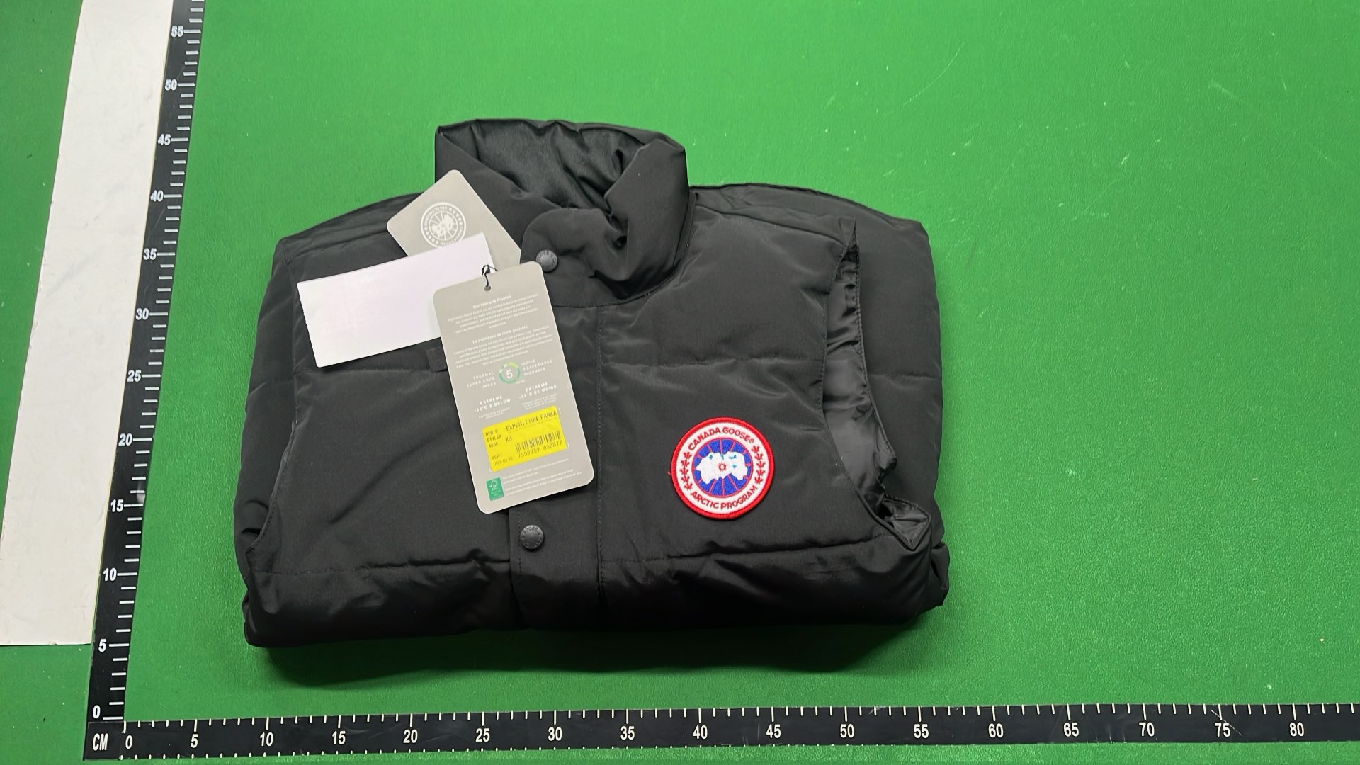 Canada Goose Down Jacket for Men and Women - Winter Warm Parka with Fur Hood