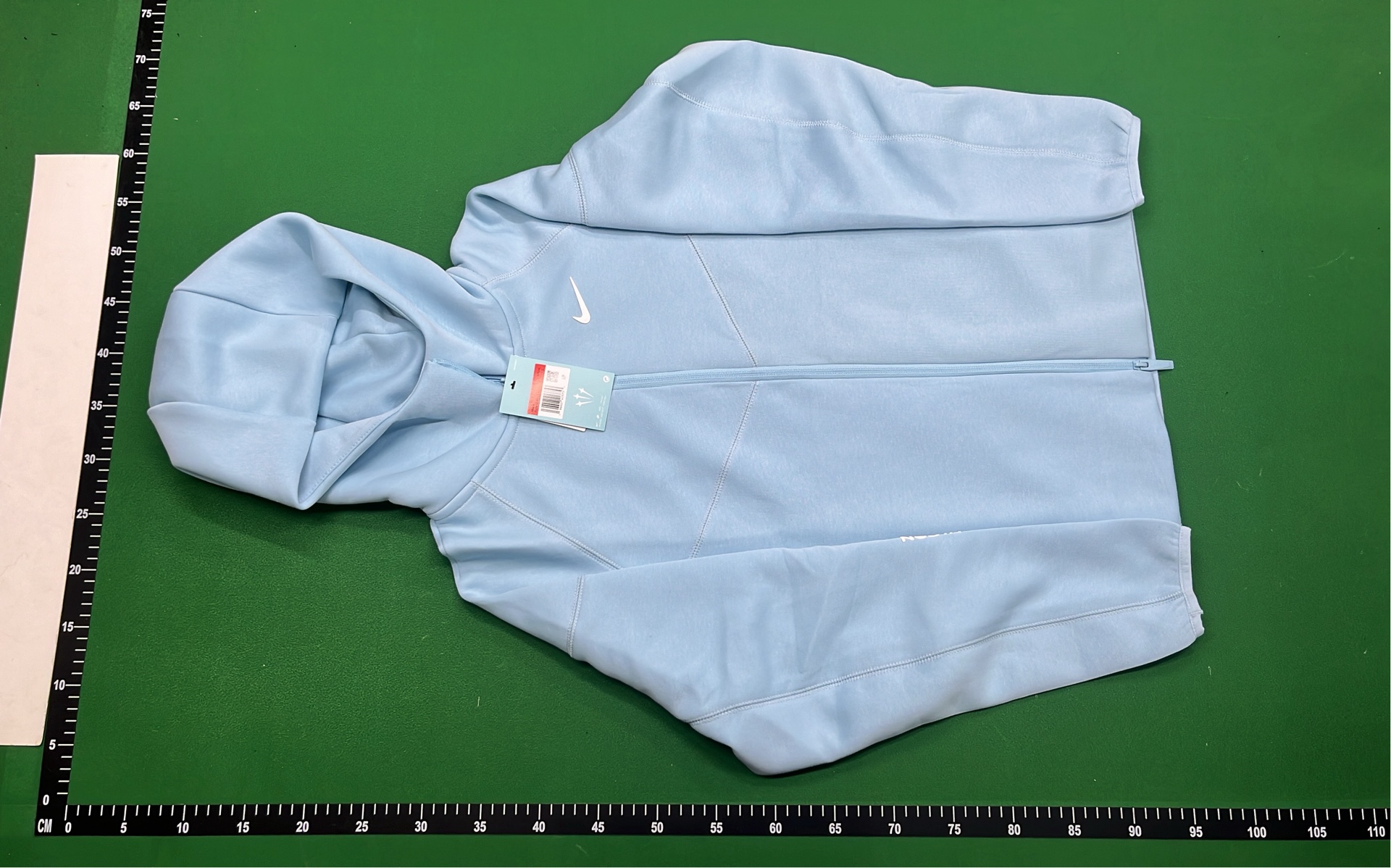 Green Hoodie and Pants Set for Men - Comfortable Tracksuit