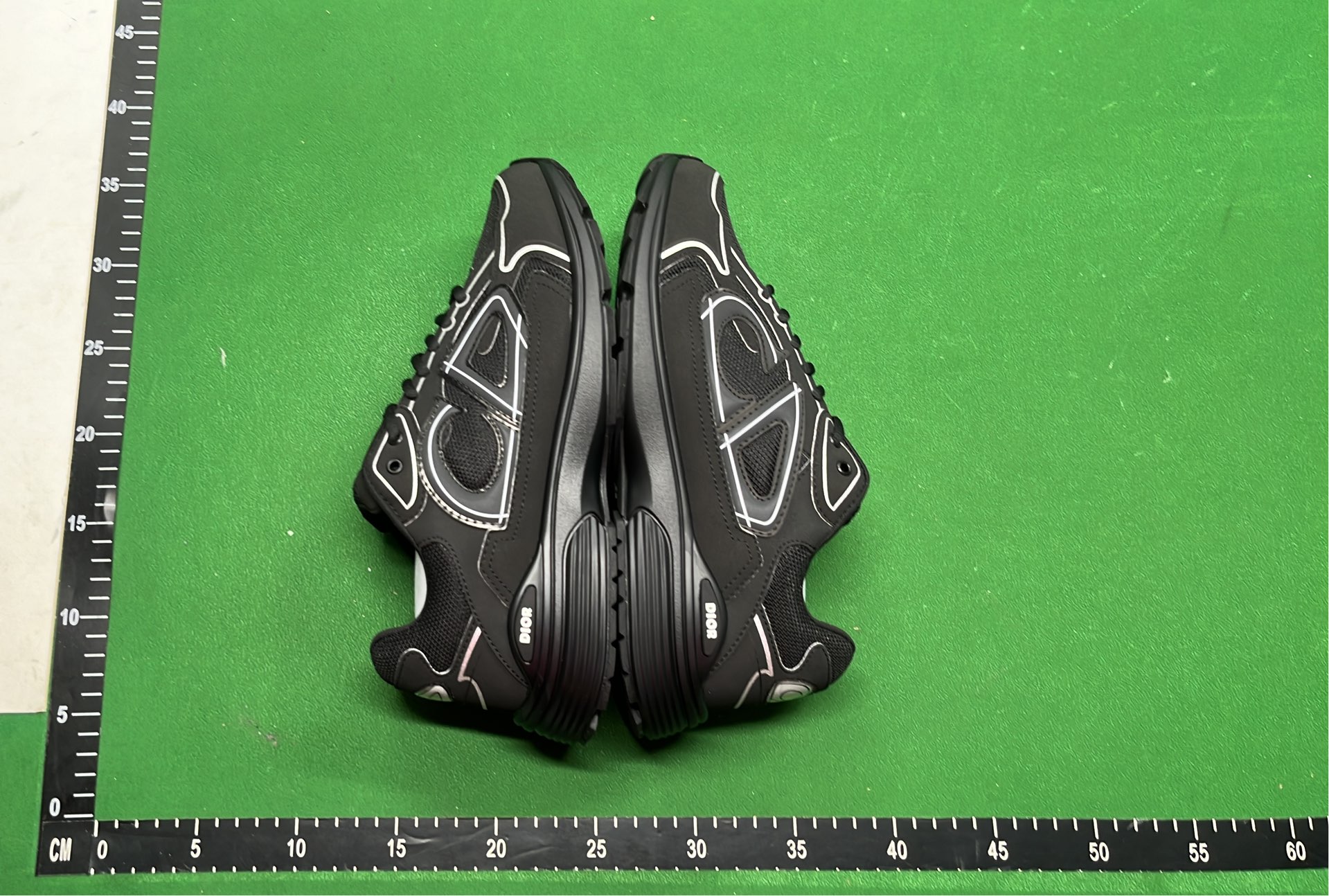 1:1 Batch DIOR B30 Shoes  in the Best OopBuy Spreadsheet QC photos