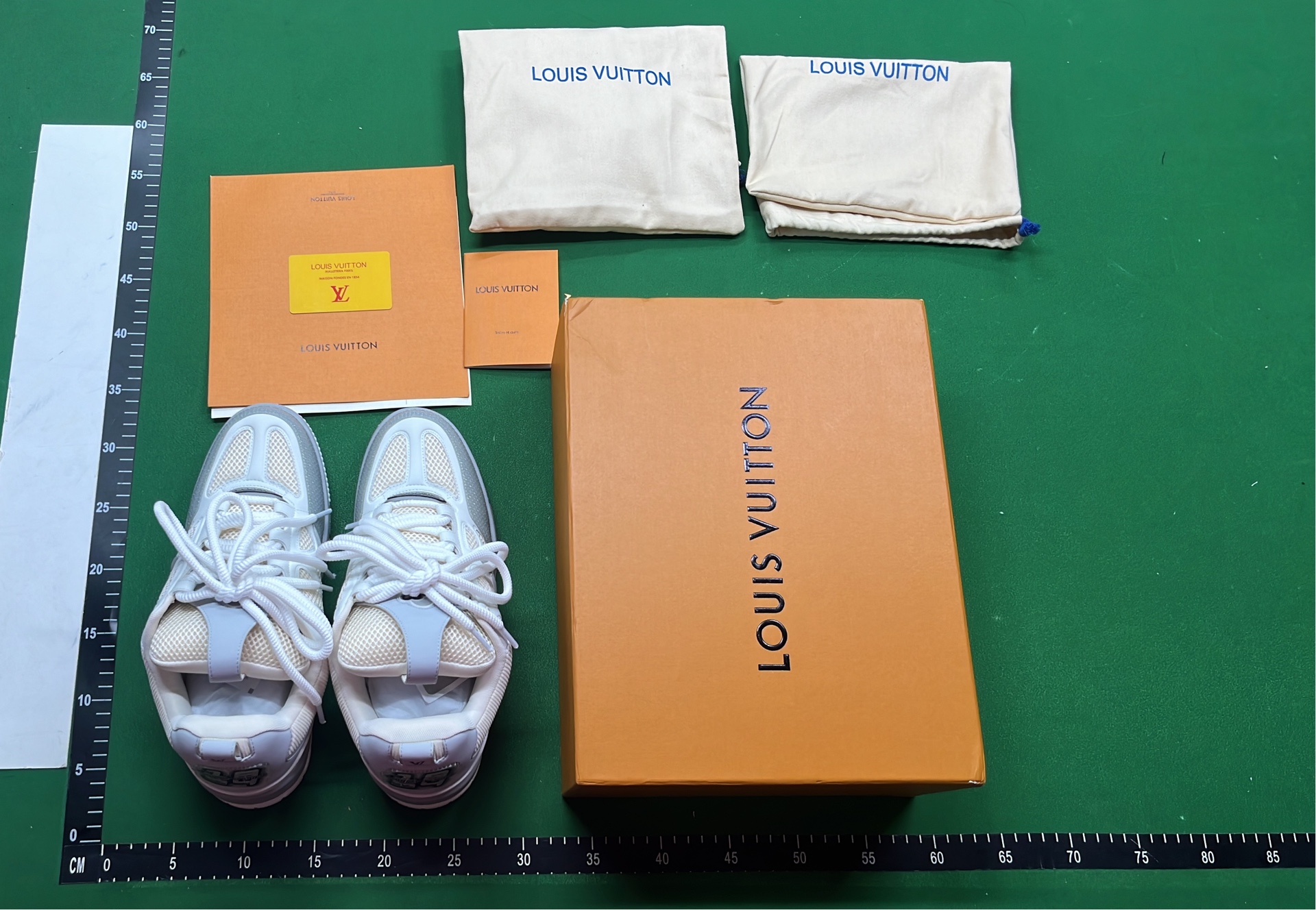 1:1 Batch LOUIS VUITTON shoes-1  in the Best OopBuy Spreadsheet QC photos
