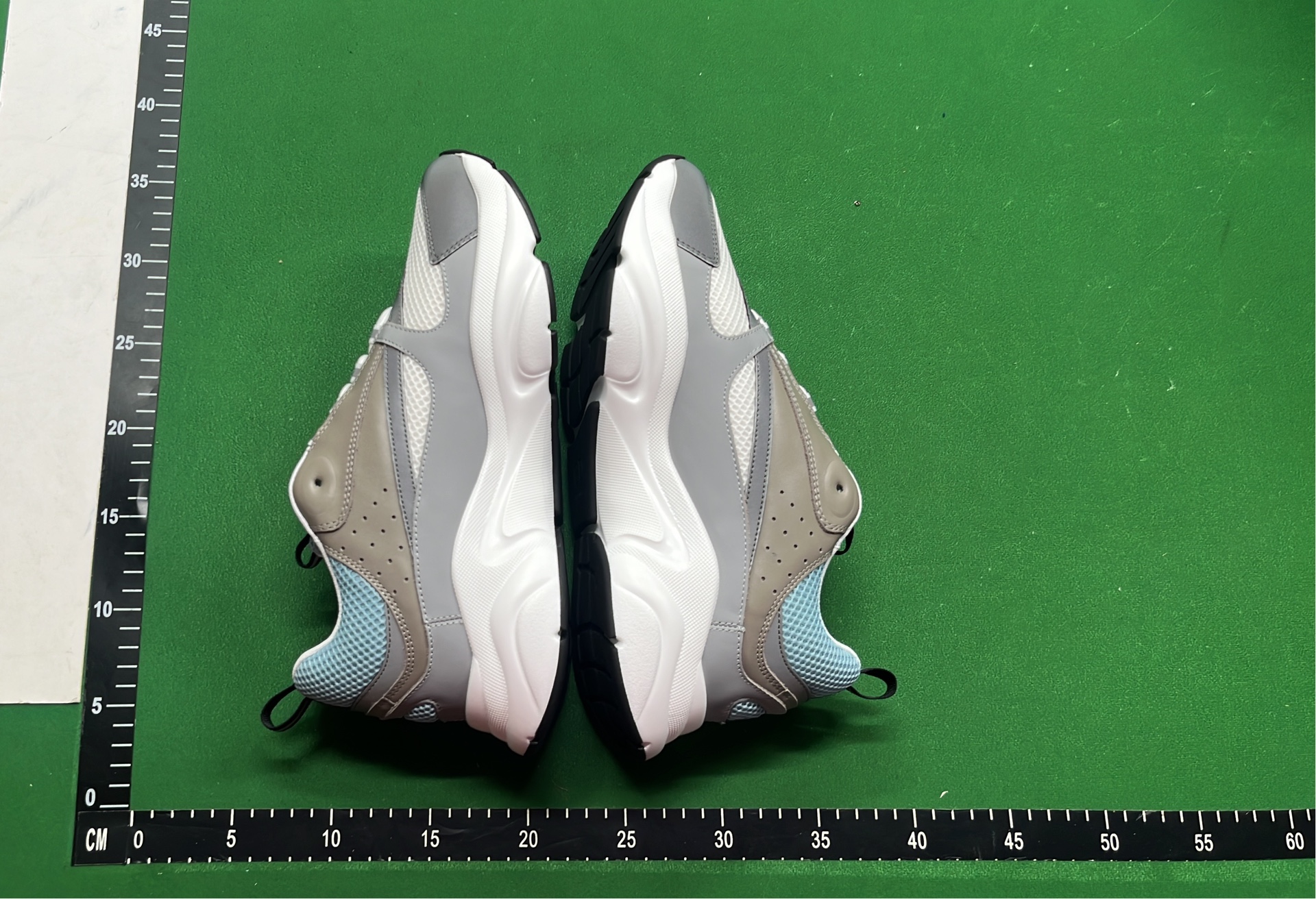 1:1 Batch DIOR B22 Shoes-1  in the Best OopBuy Spreadsheet QC photos