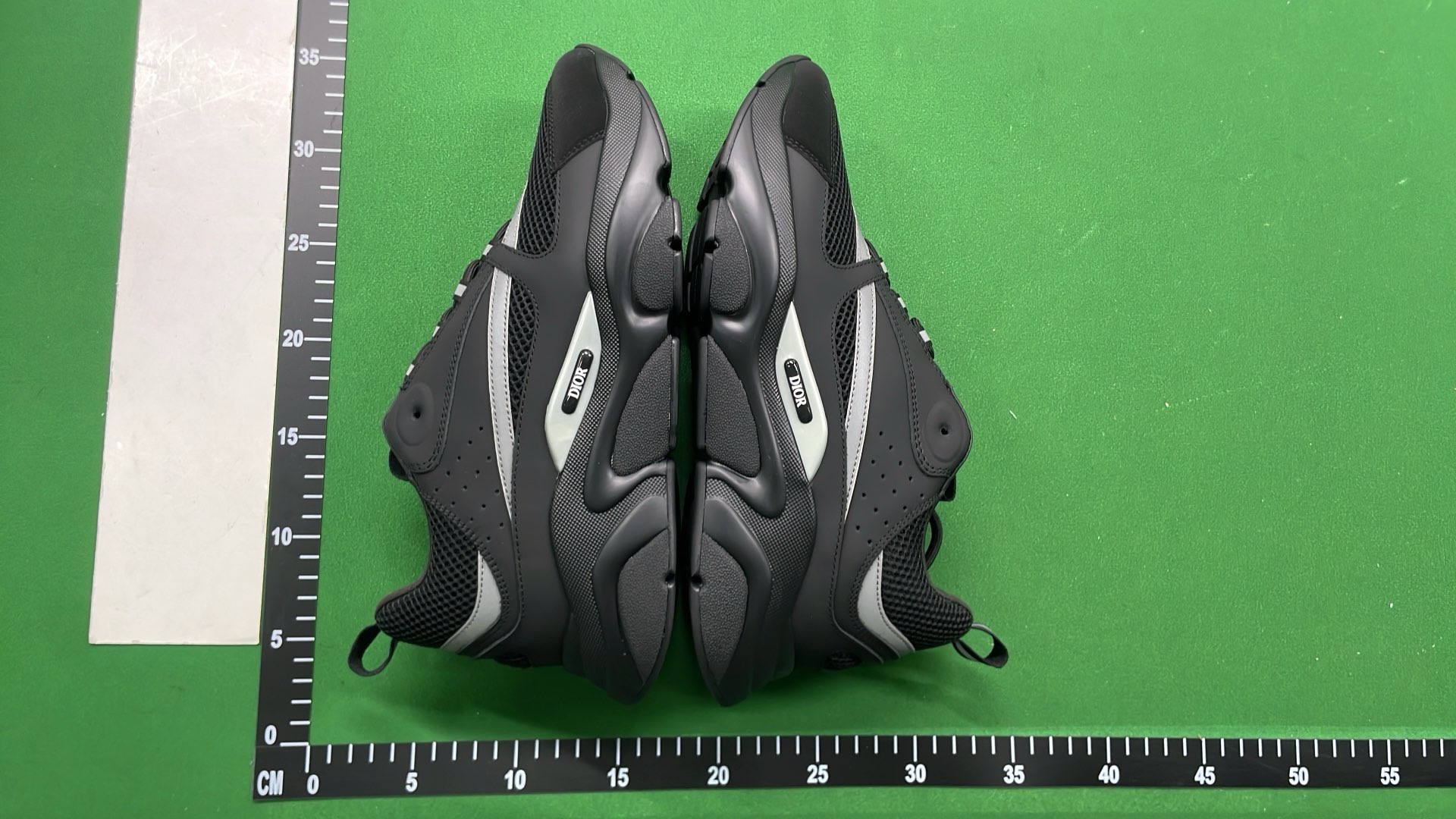 1:1 Batch DIOR B22 Shoes-1  in the Best OopBuy Spreadsheet QC photos