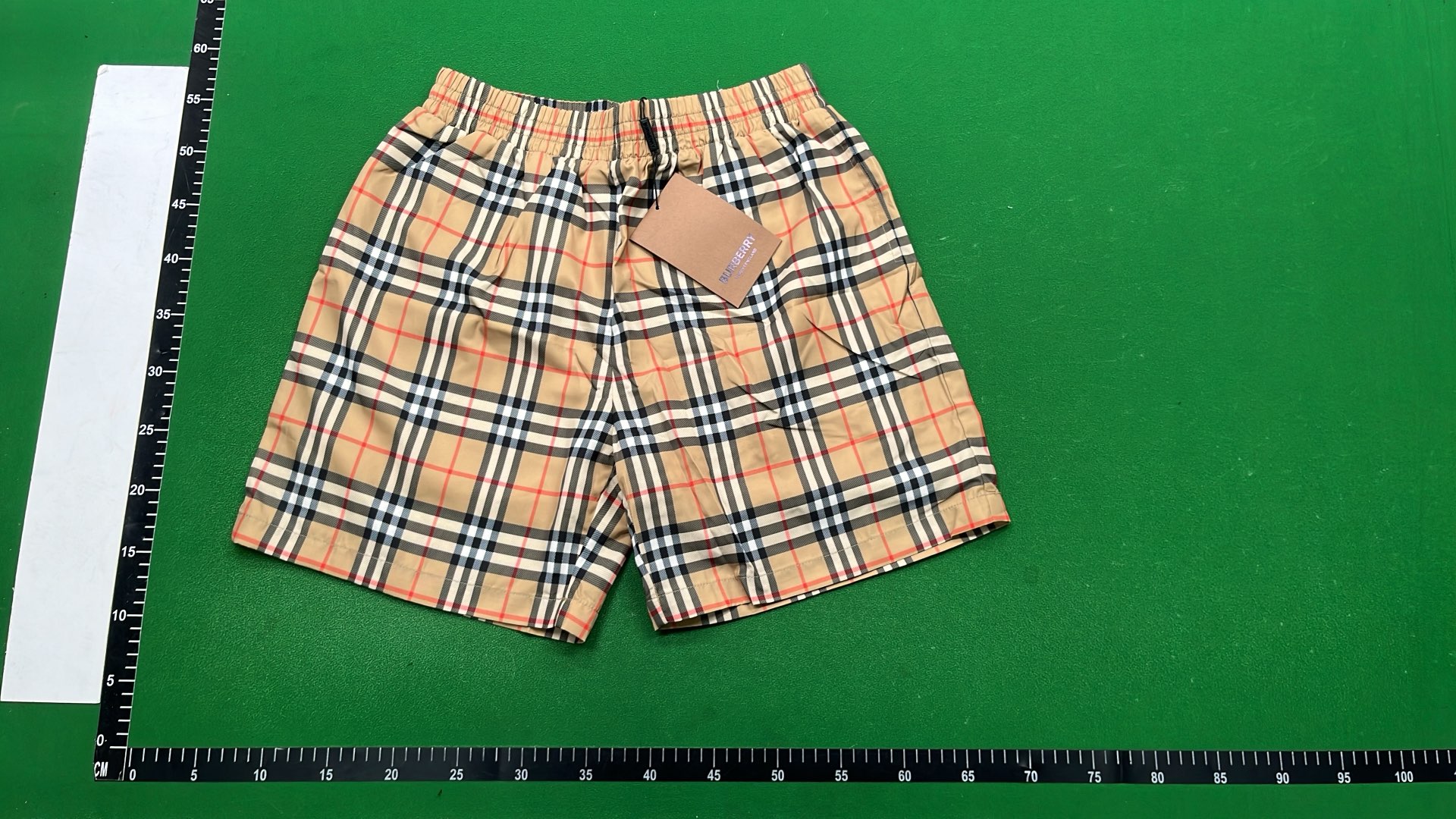 1:1 Batch Burberry shorts  in the Best OopBuy Spreadsheet QC photos