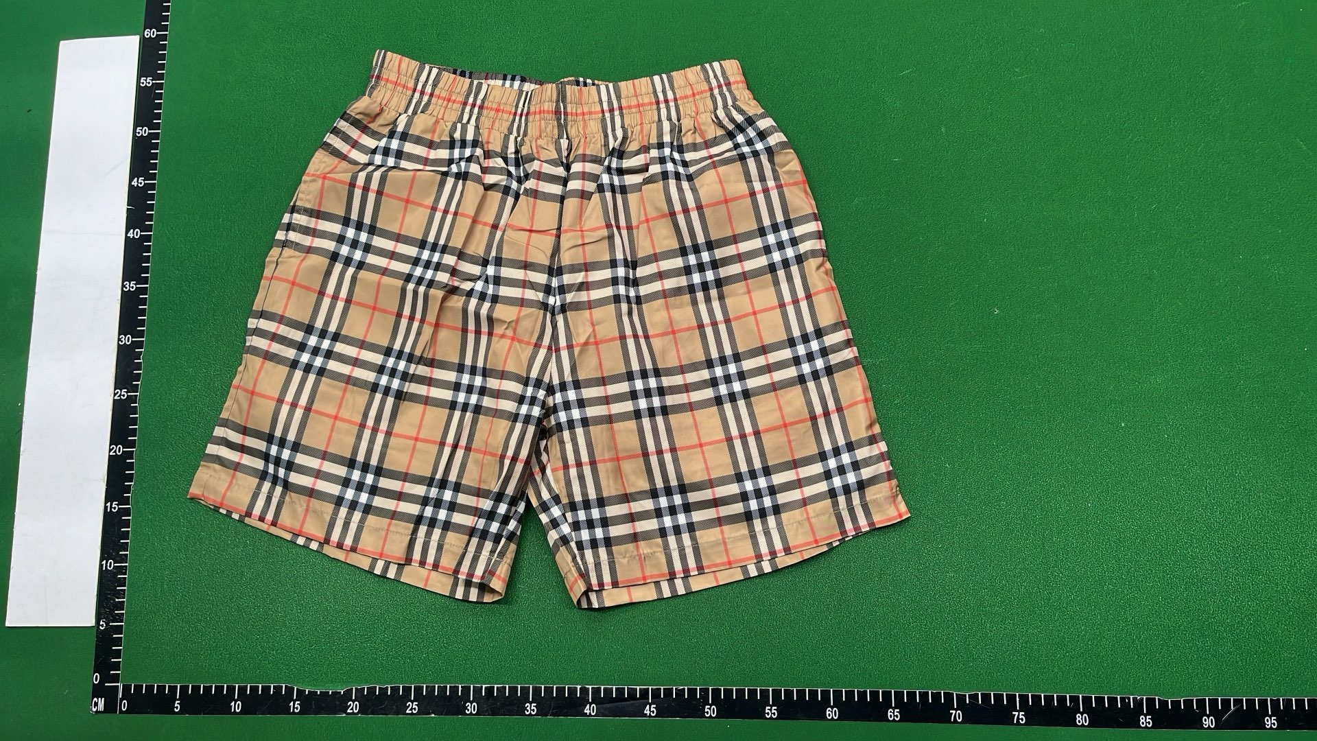 1:1 Batch Burberry shorts  in the Best OopBuy Spreadsheet QC photos