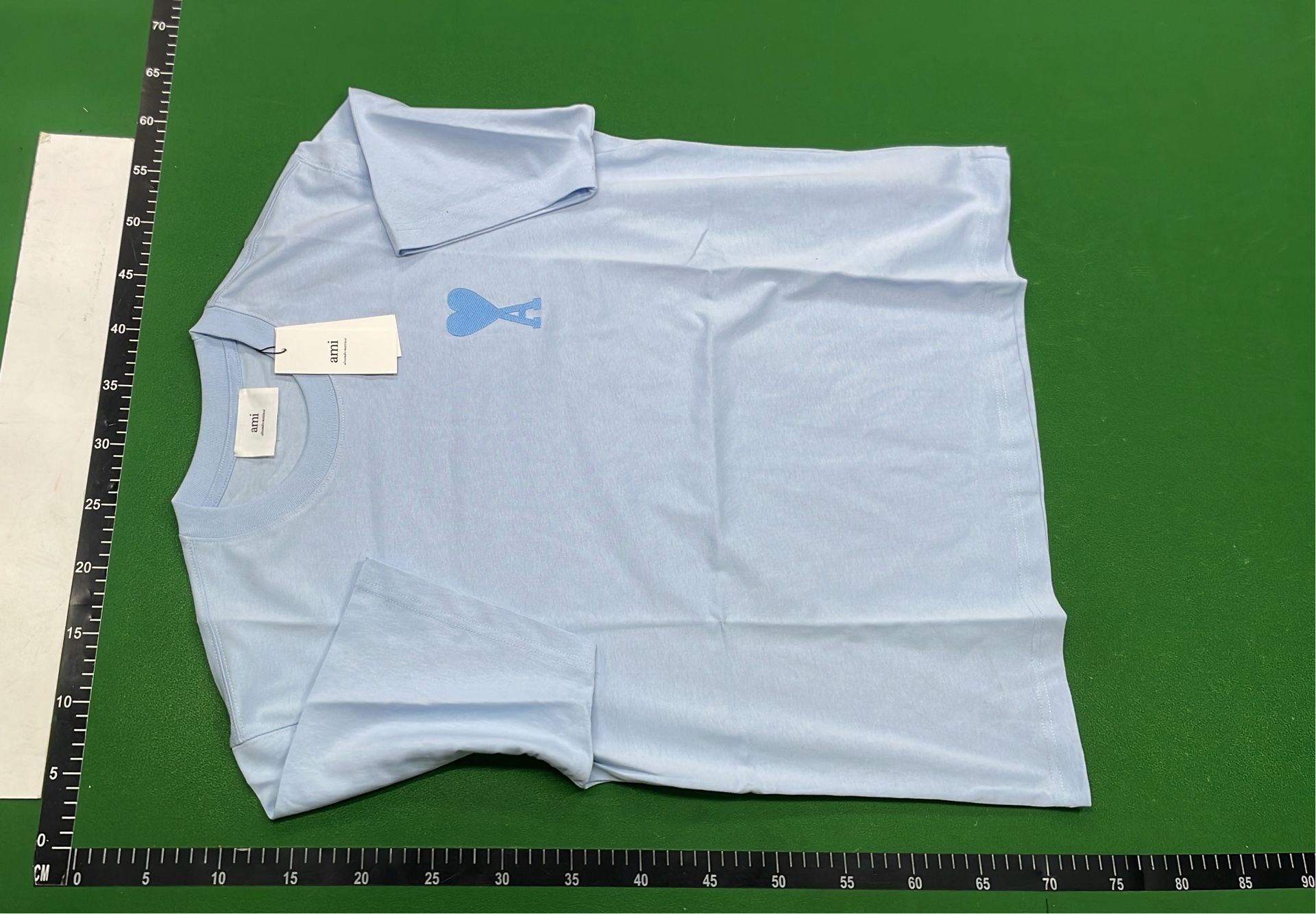 Ami Paris Heart Logo T-Shirt Collection