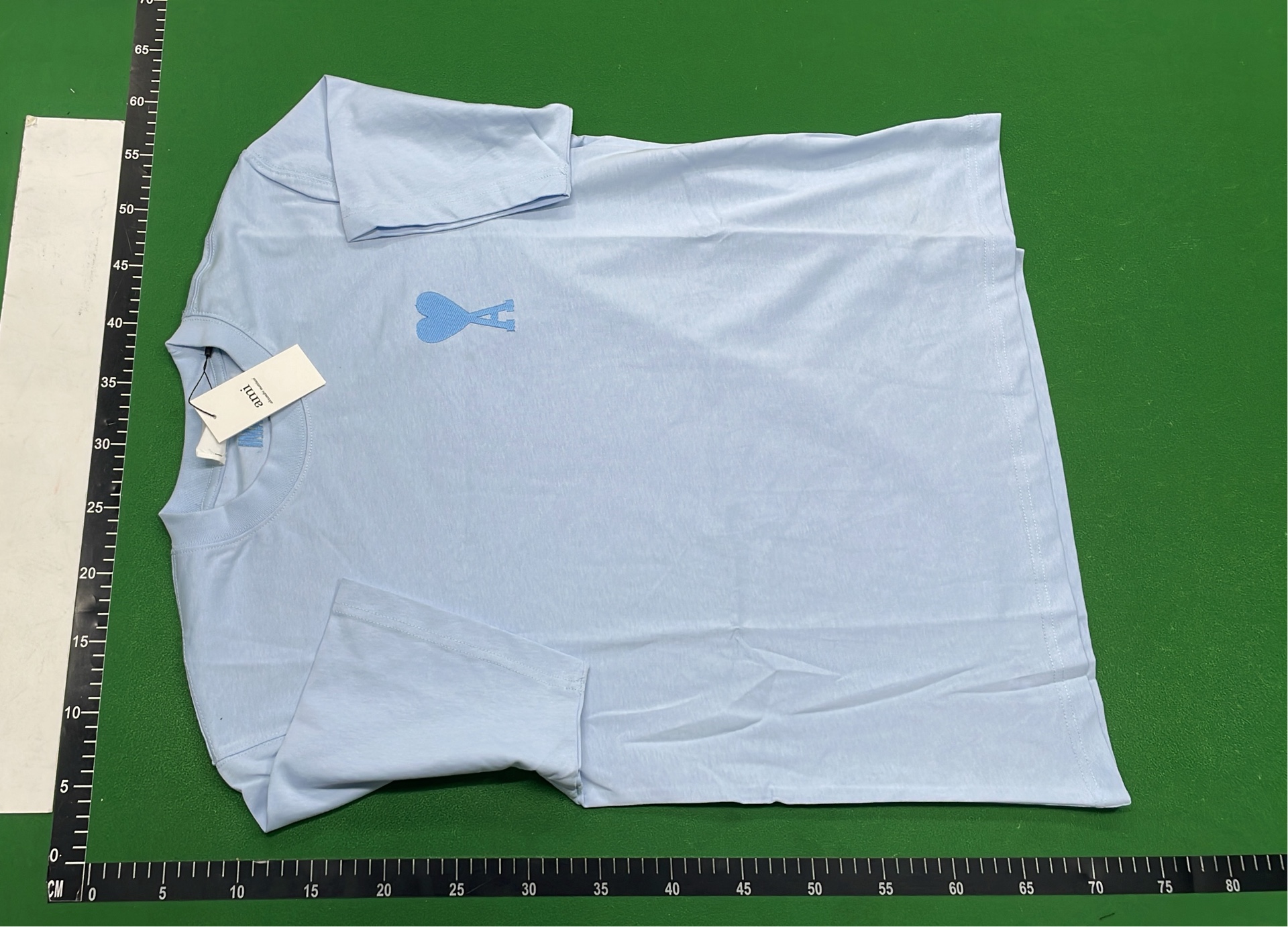 Ami Paris Heart Logo T-Shirt Collection
