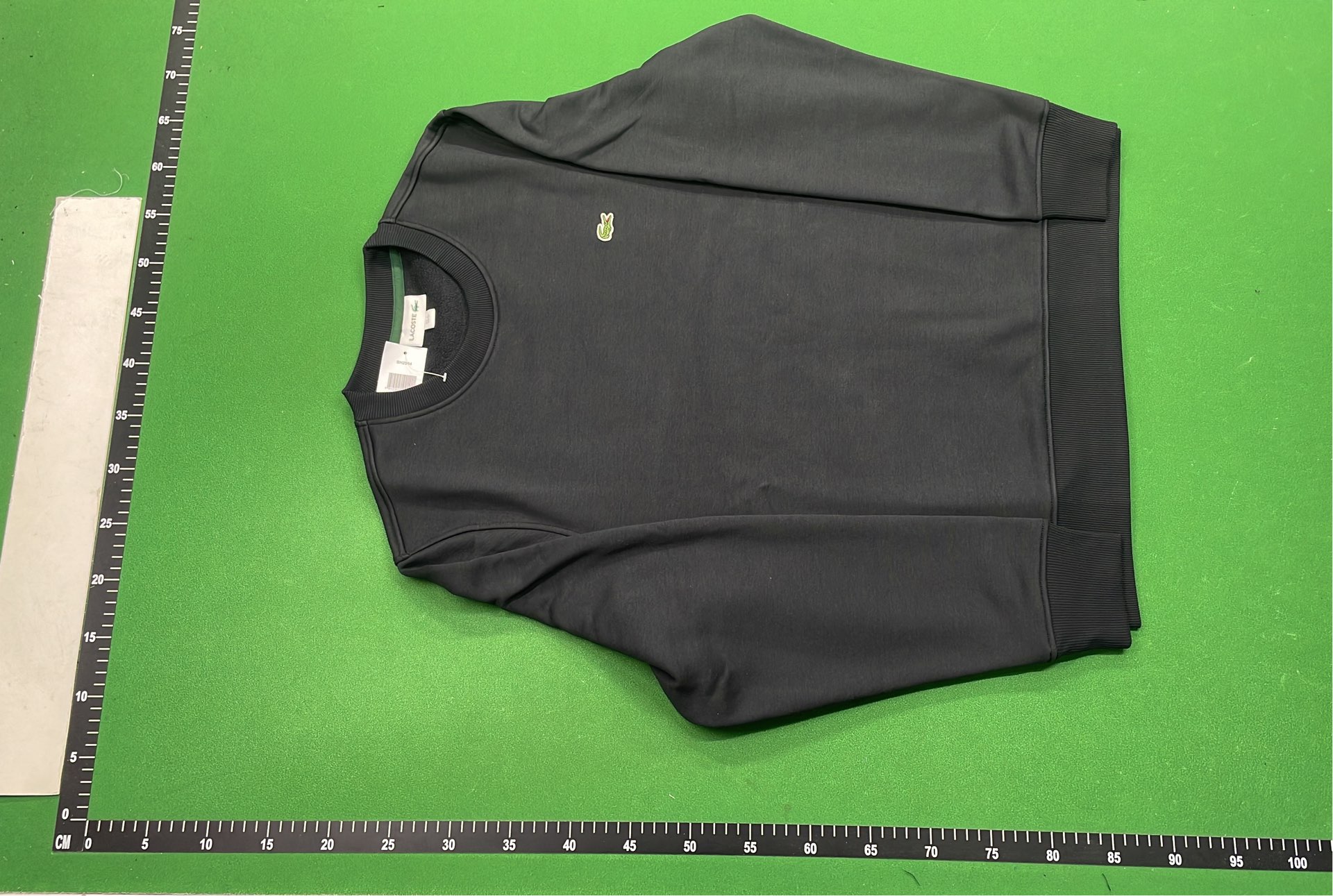 Pink Crewneck Sweatshirt for Men - Comfortable and Stylish