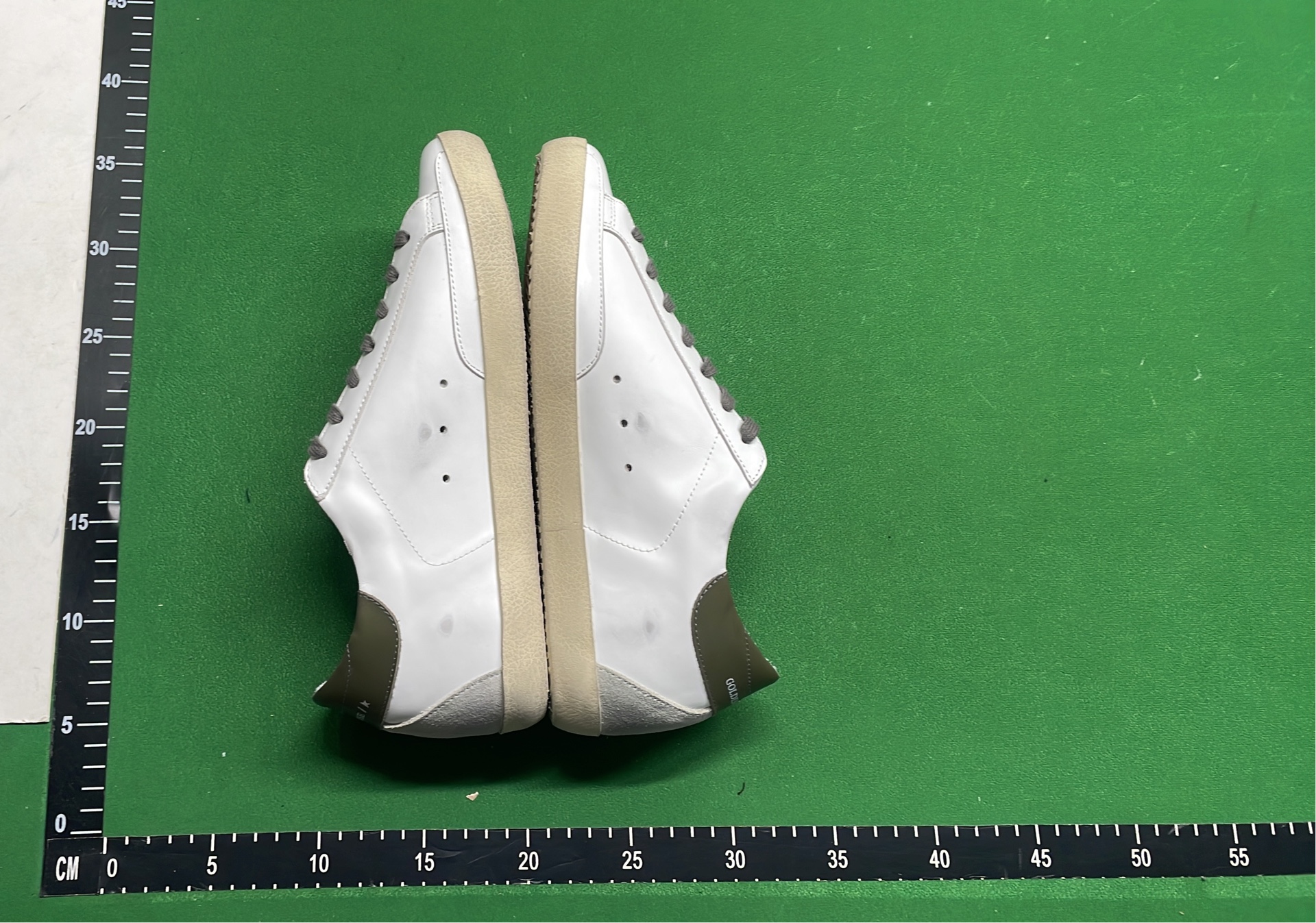 Golden Goose GGDB/SS STAR White Sneakers with Pink Accent
