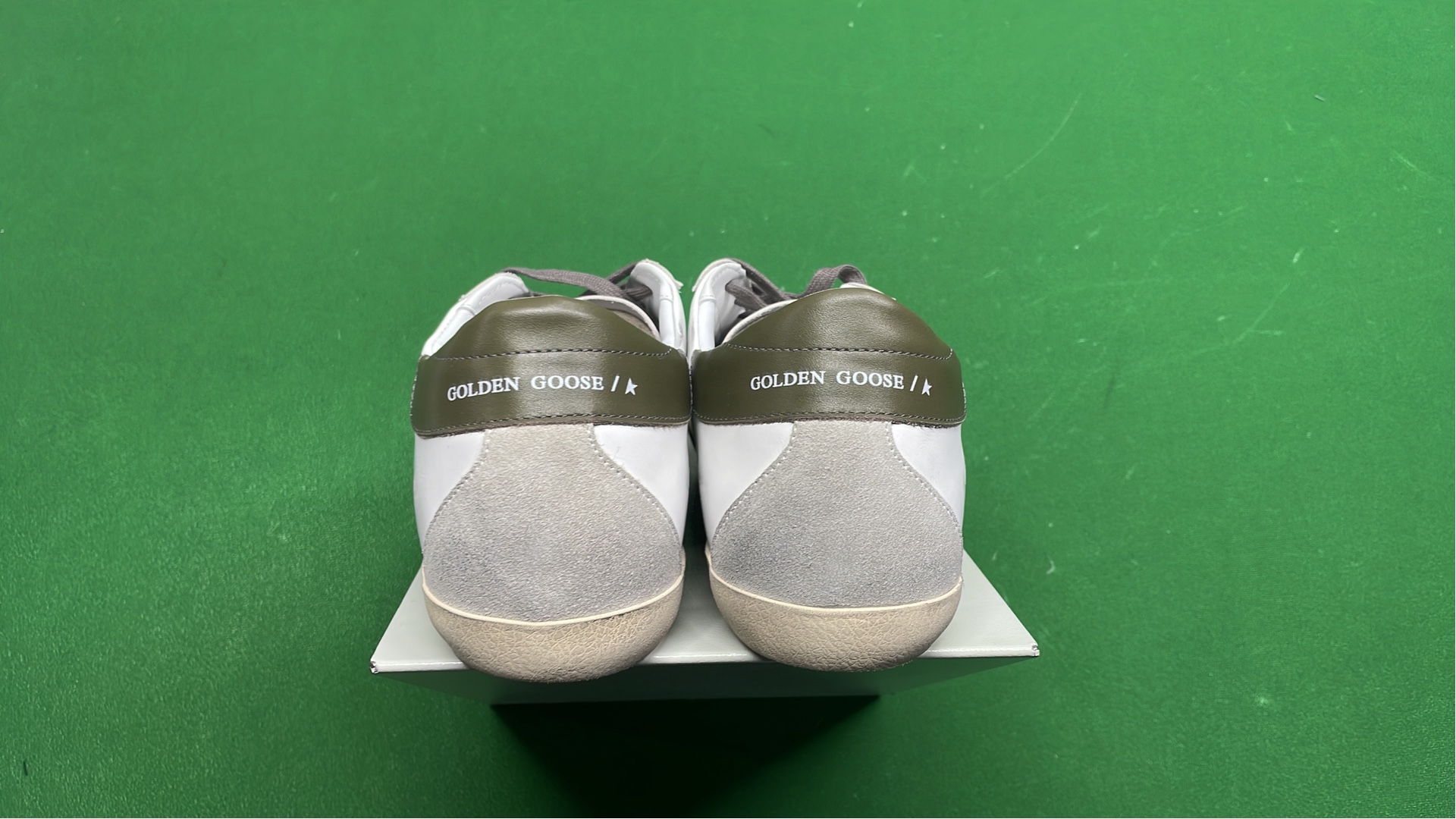 Golden Goose GGDB/SS STAR White Sneakers with Pink Accent
