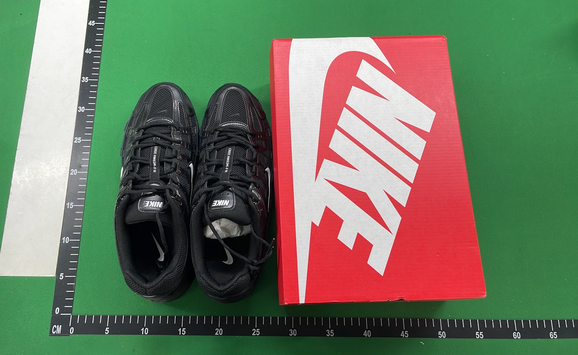Nike Air Zoom Vomero 14 Running Shoes - Men's Athletic Sneakers