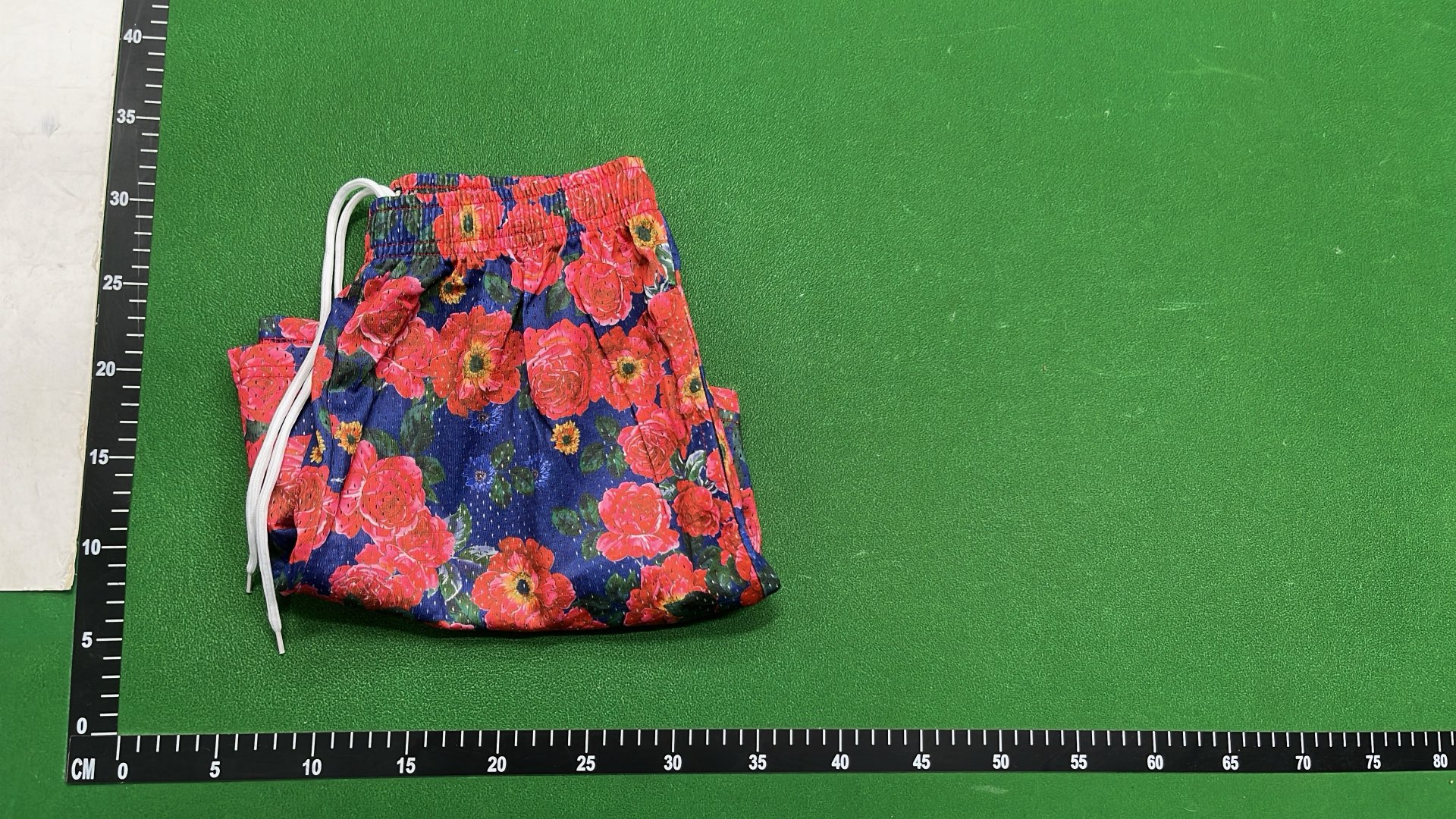 Basic Shorts - Colorful Leopard Print Pattern Pants for Men