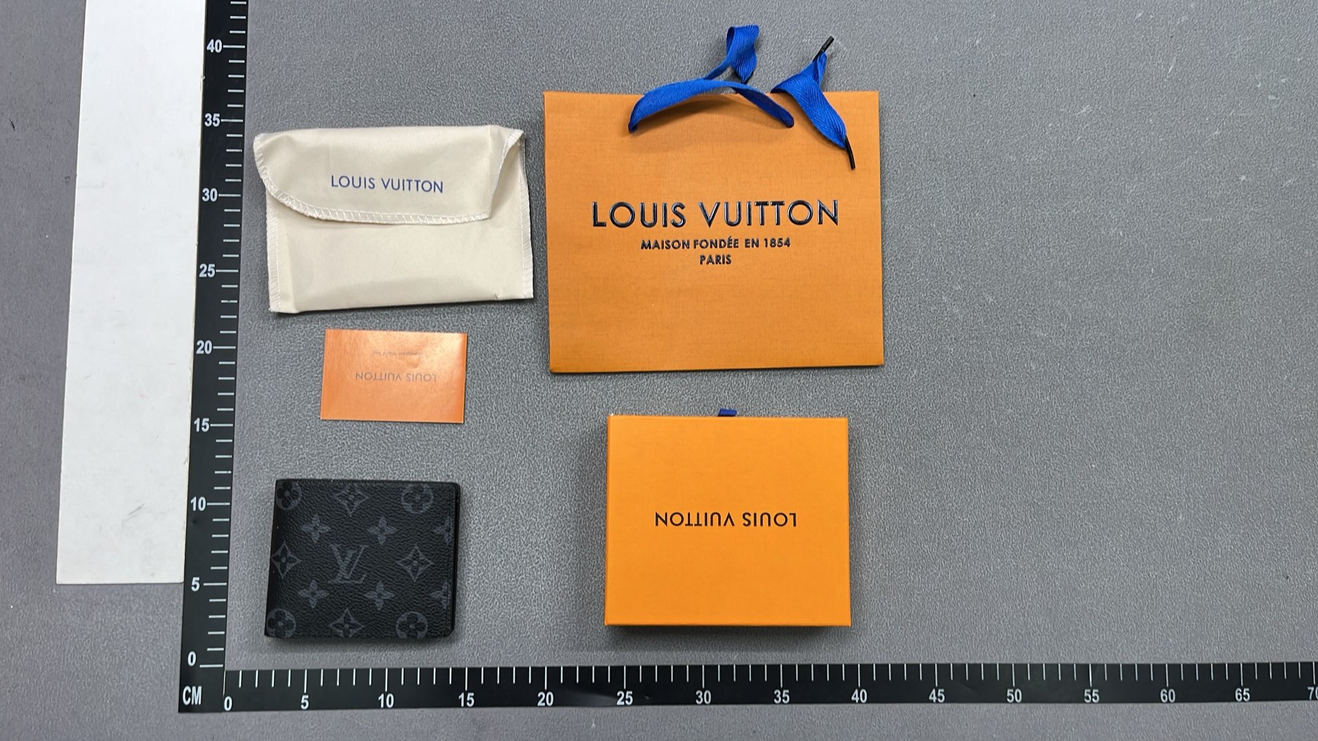 Louis Vuitton Wallet Model 62664 Monogram Damier Canvas