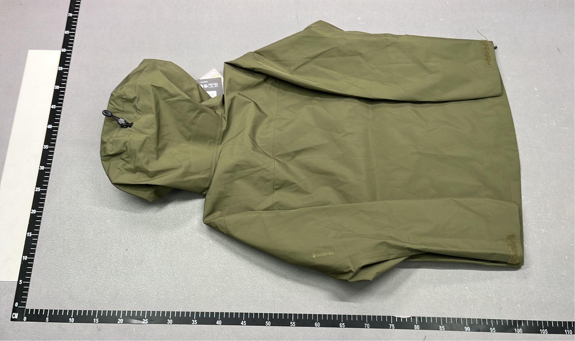 Men's Beta AR Jacket - Waterproof Hiking & Outdoor Performance Coat