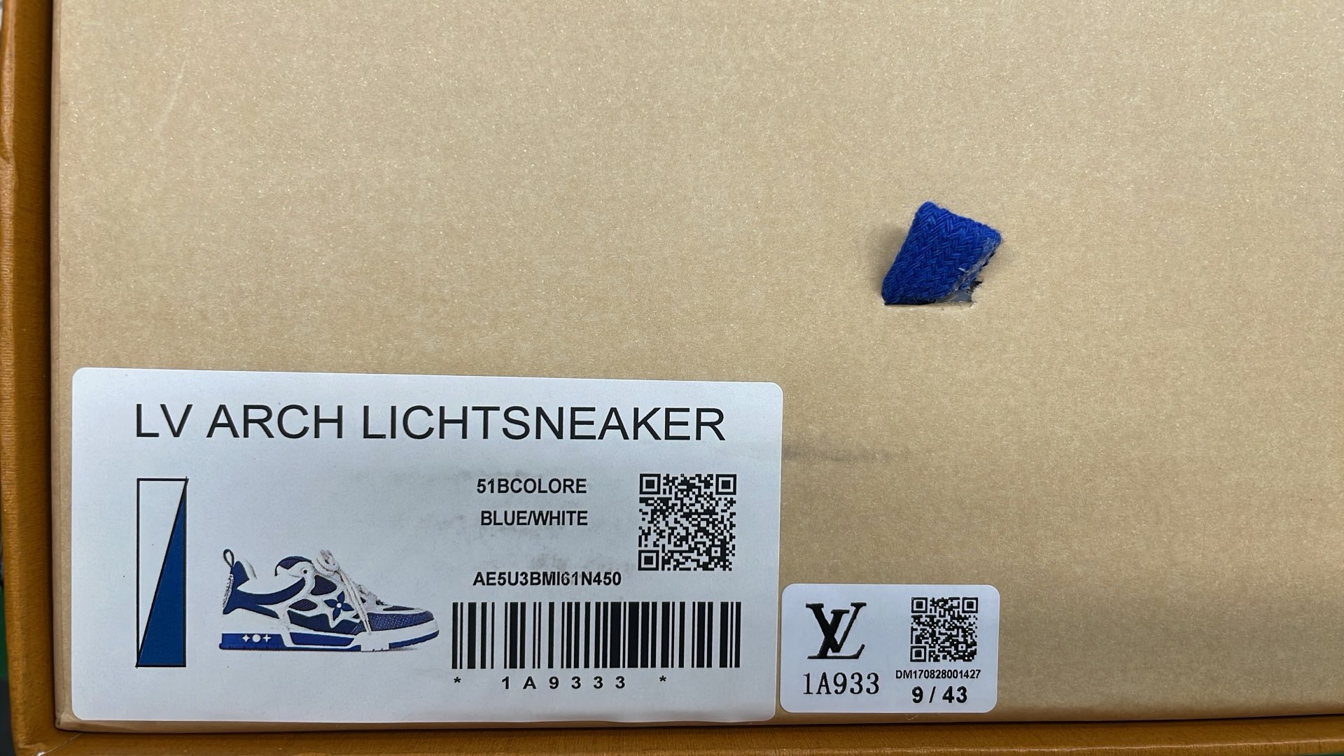 LV Archlight Sneakers Beige Mesh Design