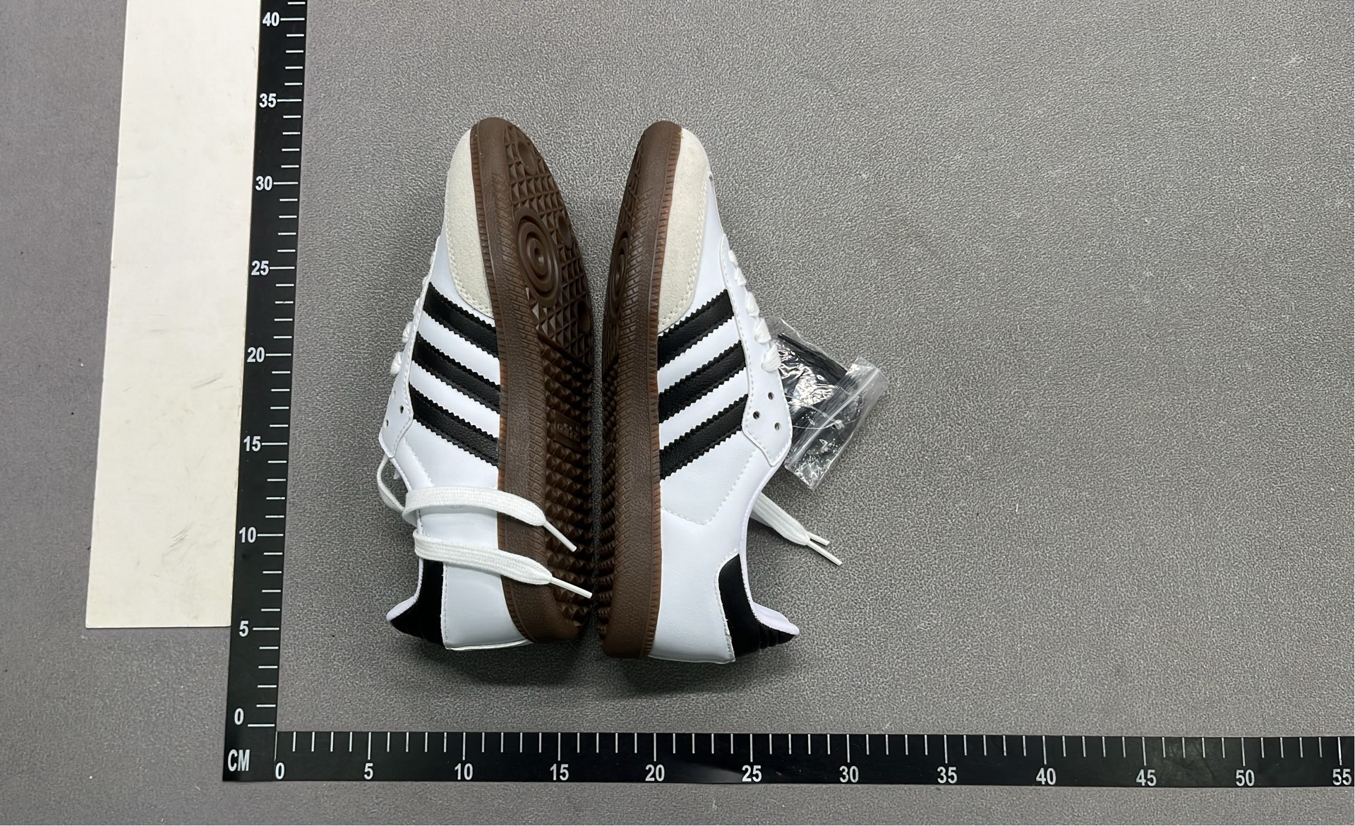 Adidas Samba OG Classic Retro Sneakers