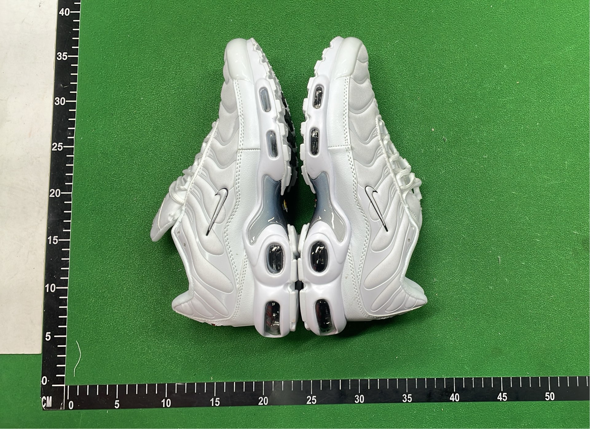 Nike Air Max TN Shoes - Classic Running Sneakers for Men and Women