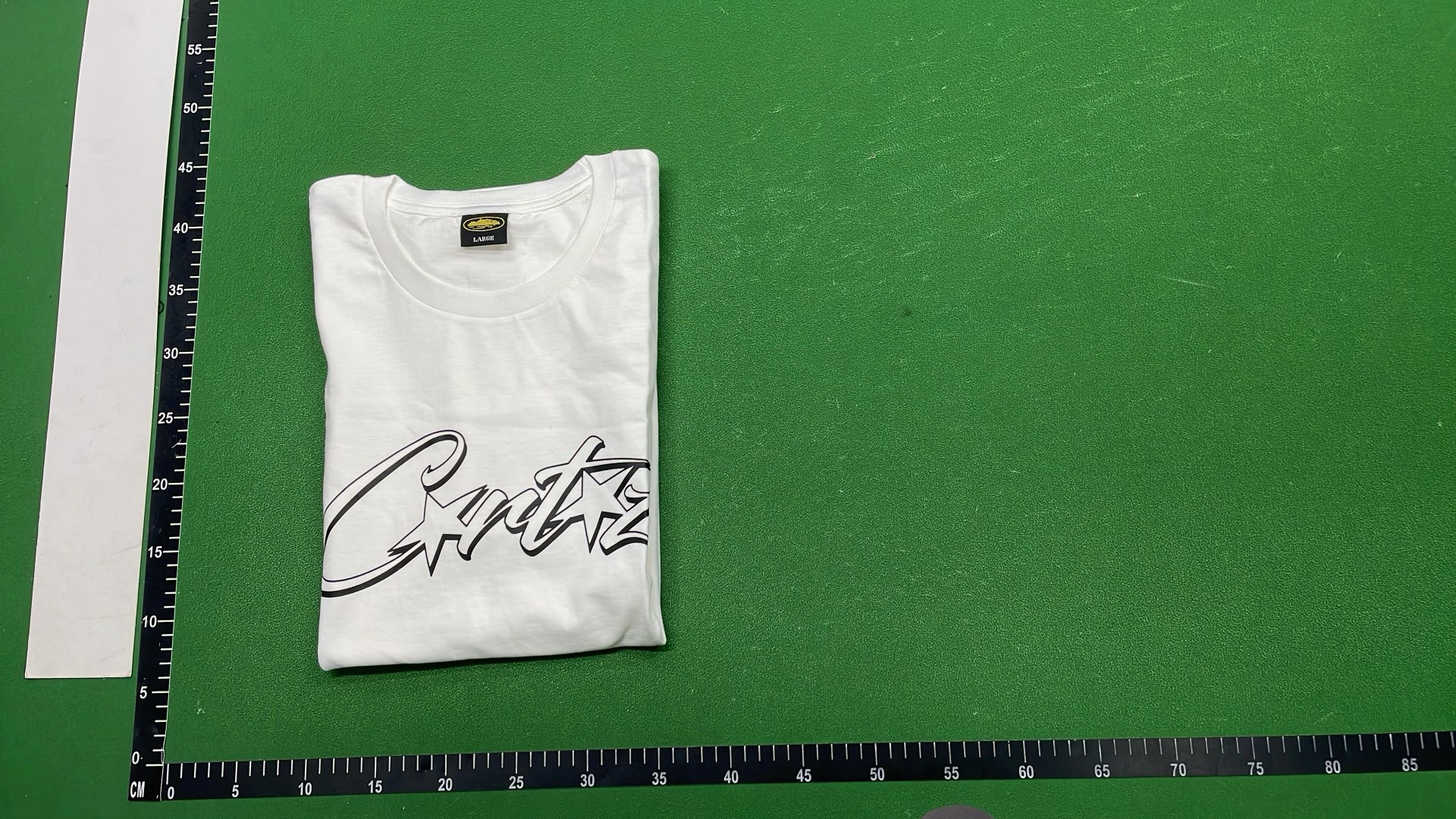 Critz Signature T-Shirt - Premium Streetwear Design