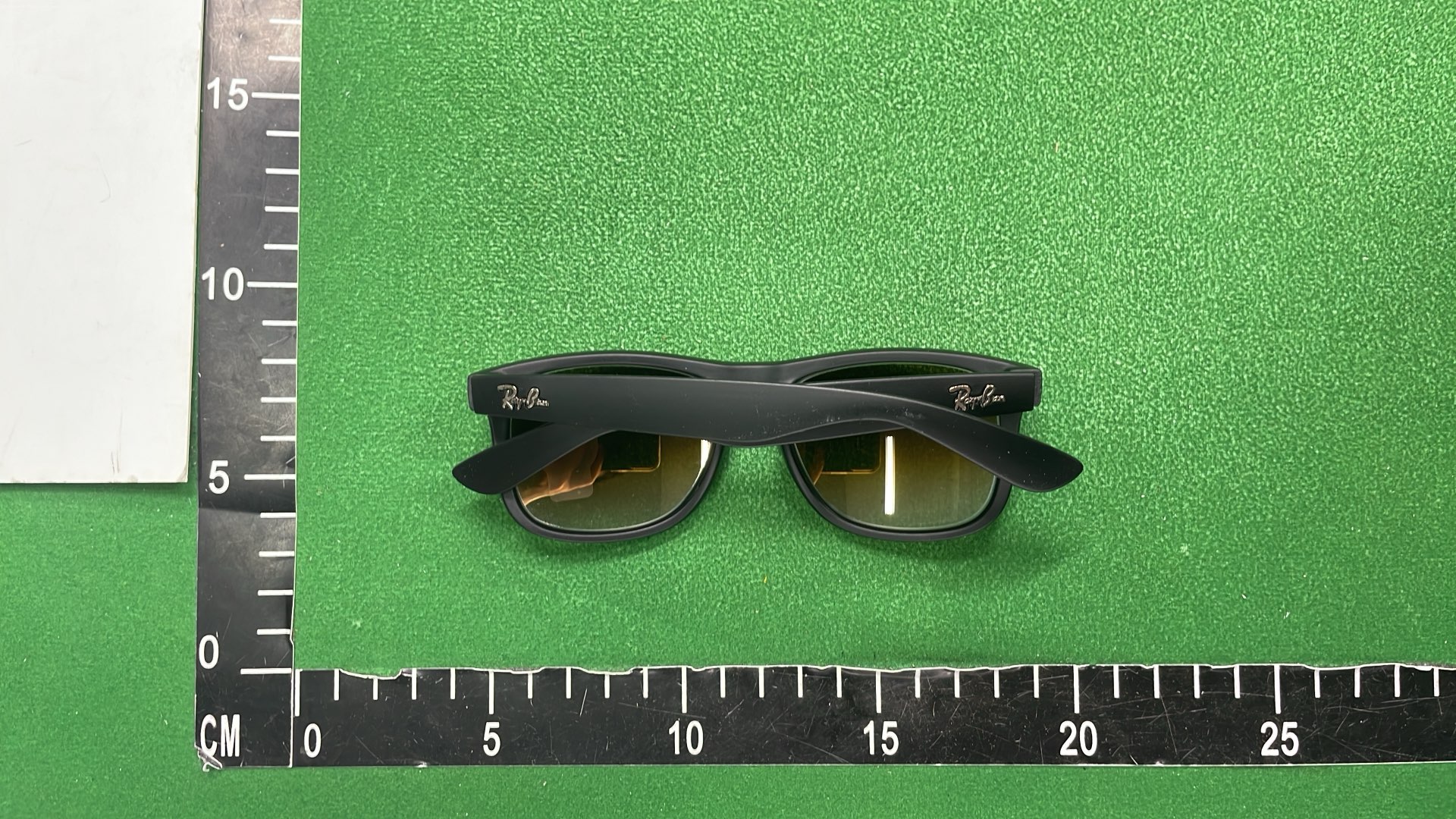 Ray-Ban Wayfarer Sunglasses Matte Black Classic Style