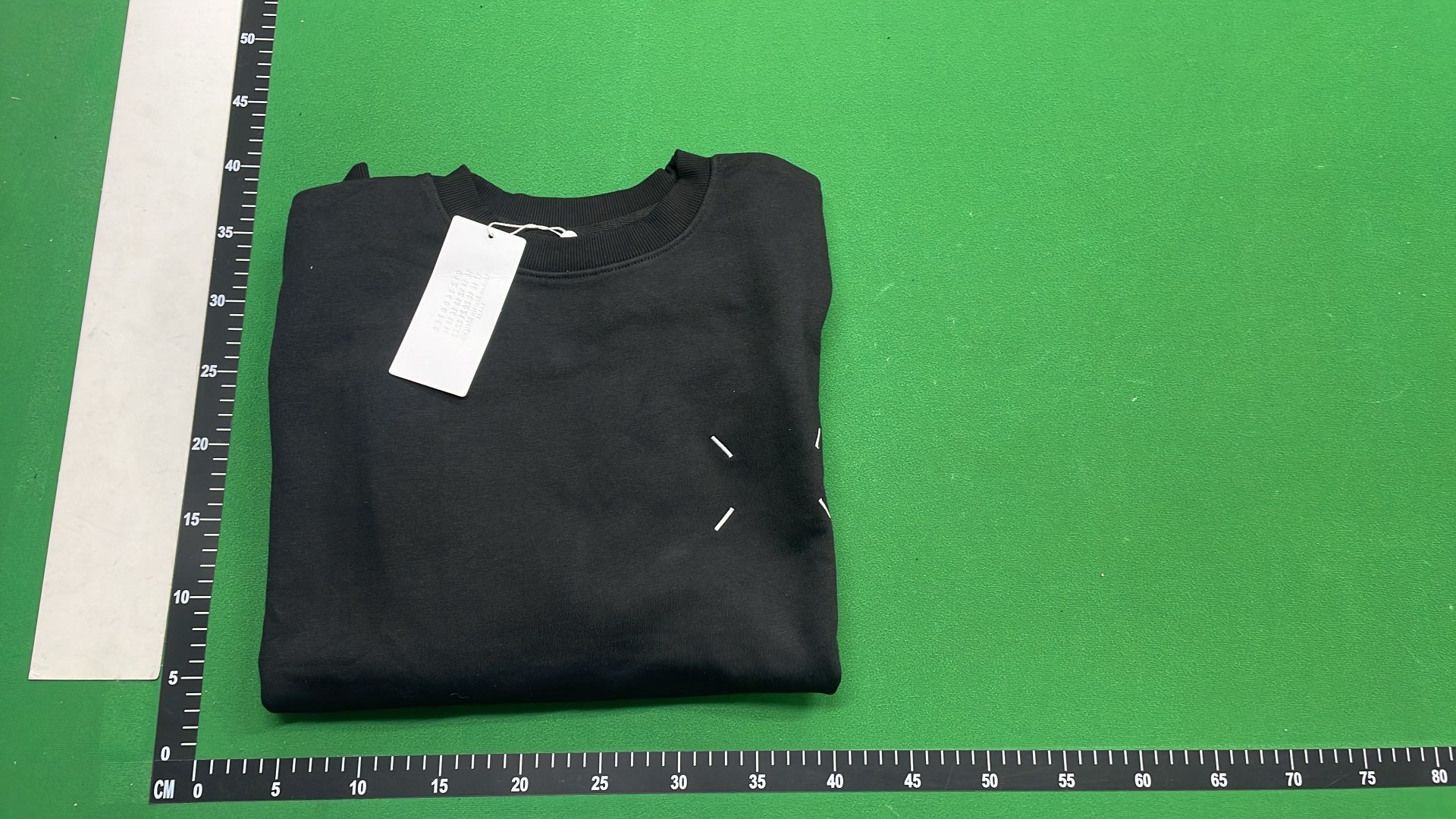 Black and White Long Sleeve Sweaters for Casual Wear