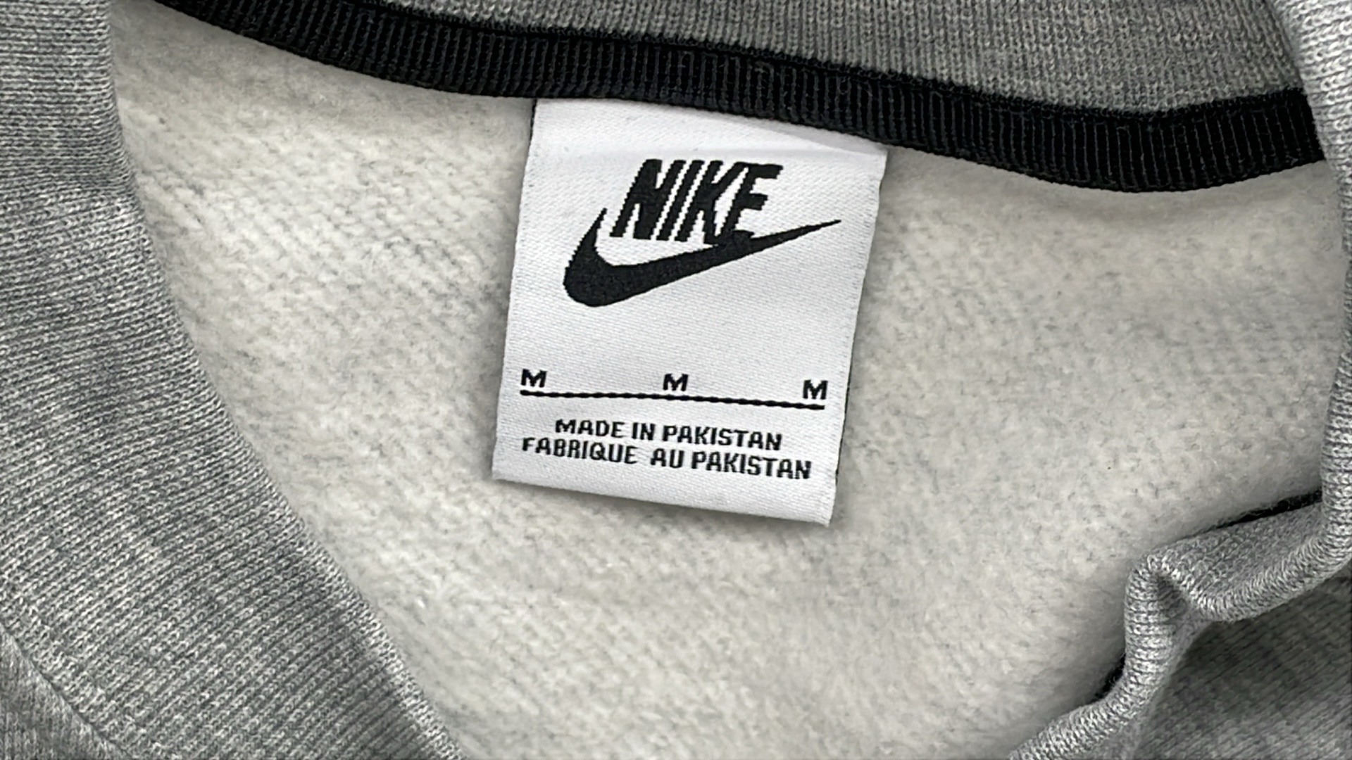 Gray Casual Sweatshirt and Jogger Pants Set for Men