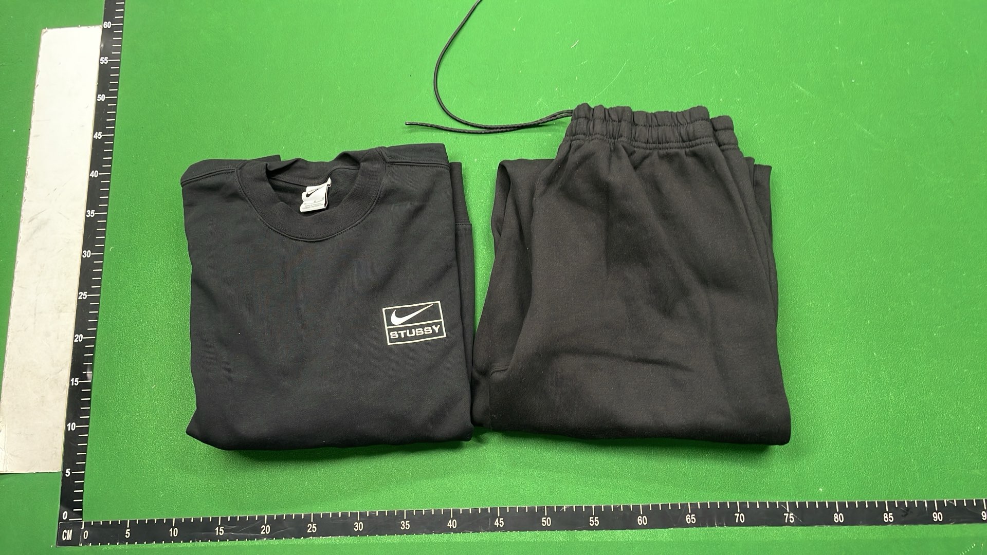 Gray Casual Sweatshirt and Jogger Pants Set for Men