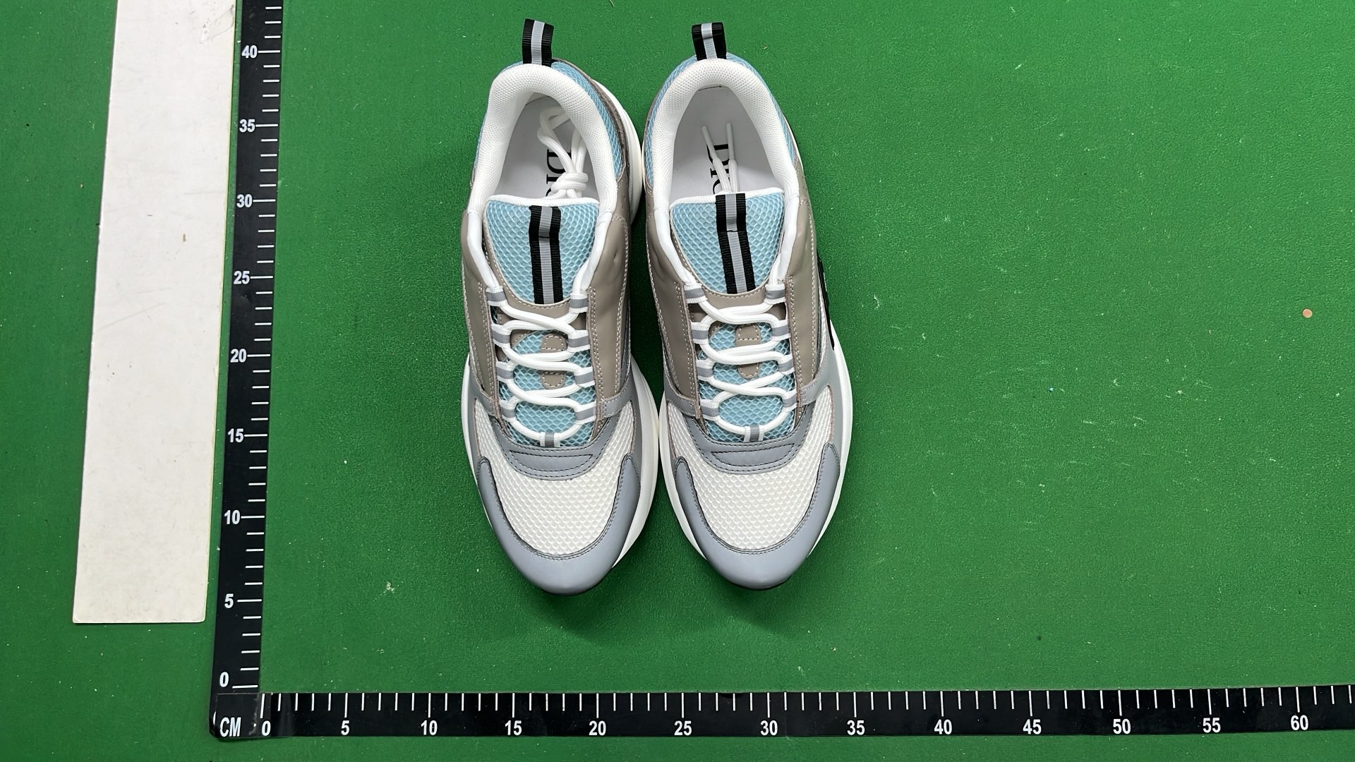 Top-level Version Black Mesh Running Shoes for Men