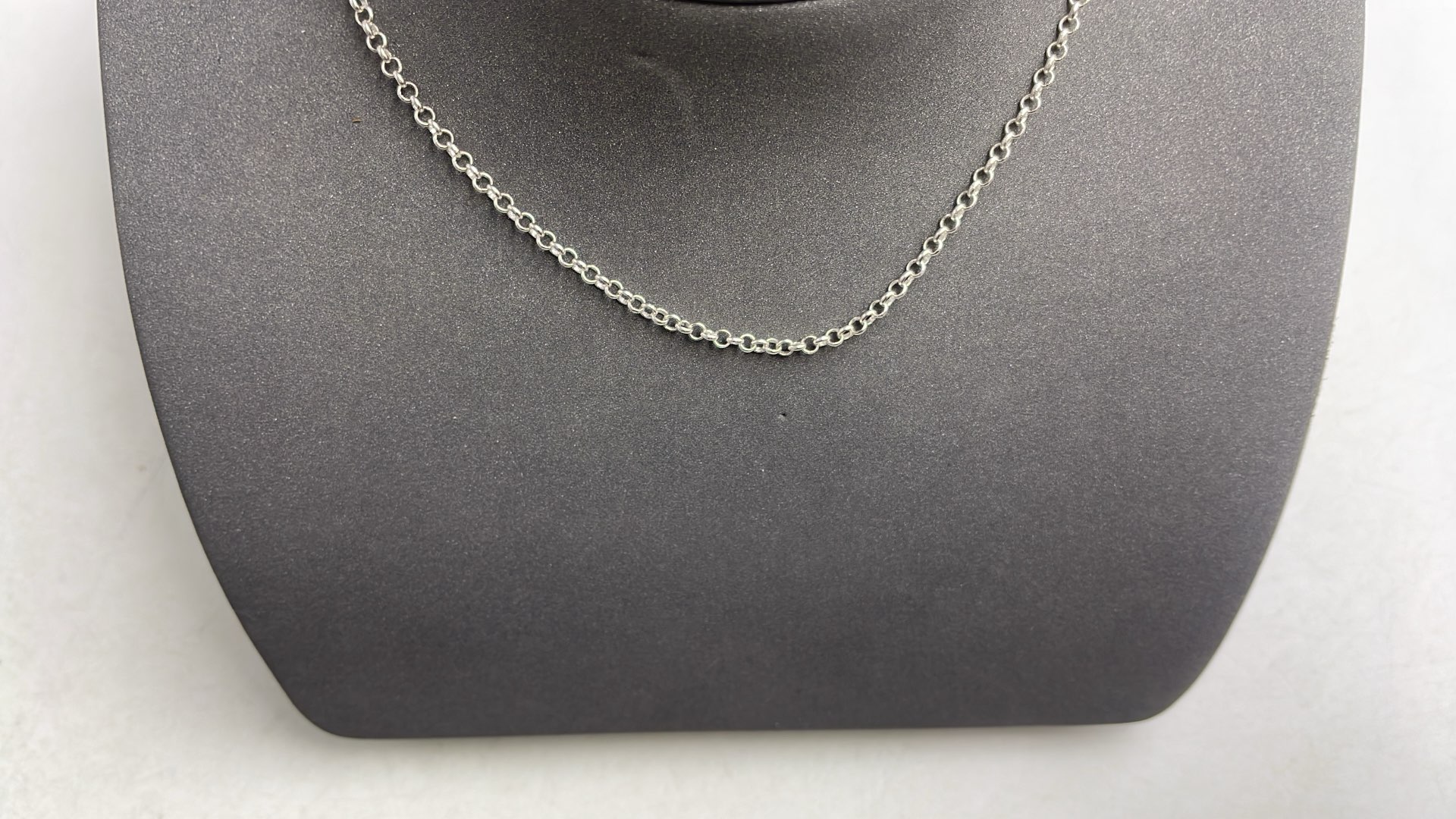 Gold Chain Necklace with Cross Design