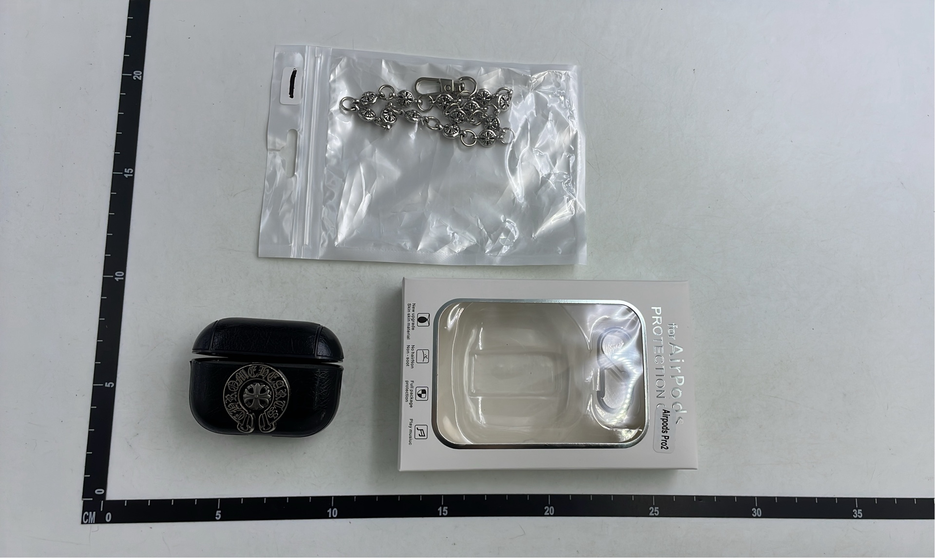 Stylish Silver Chain Keychain with Cross Pendant for AirPods Case