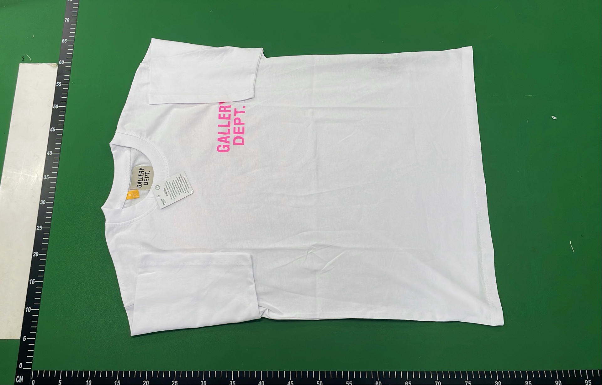 GALLERY DEPT. Tokyo Japan T-Shirt with Abstract Print