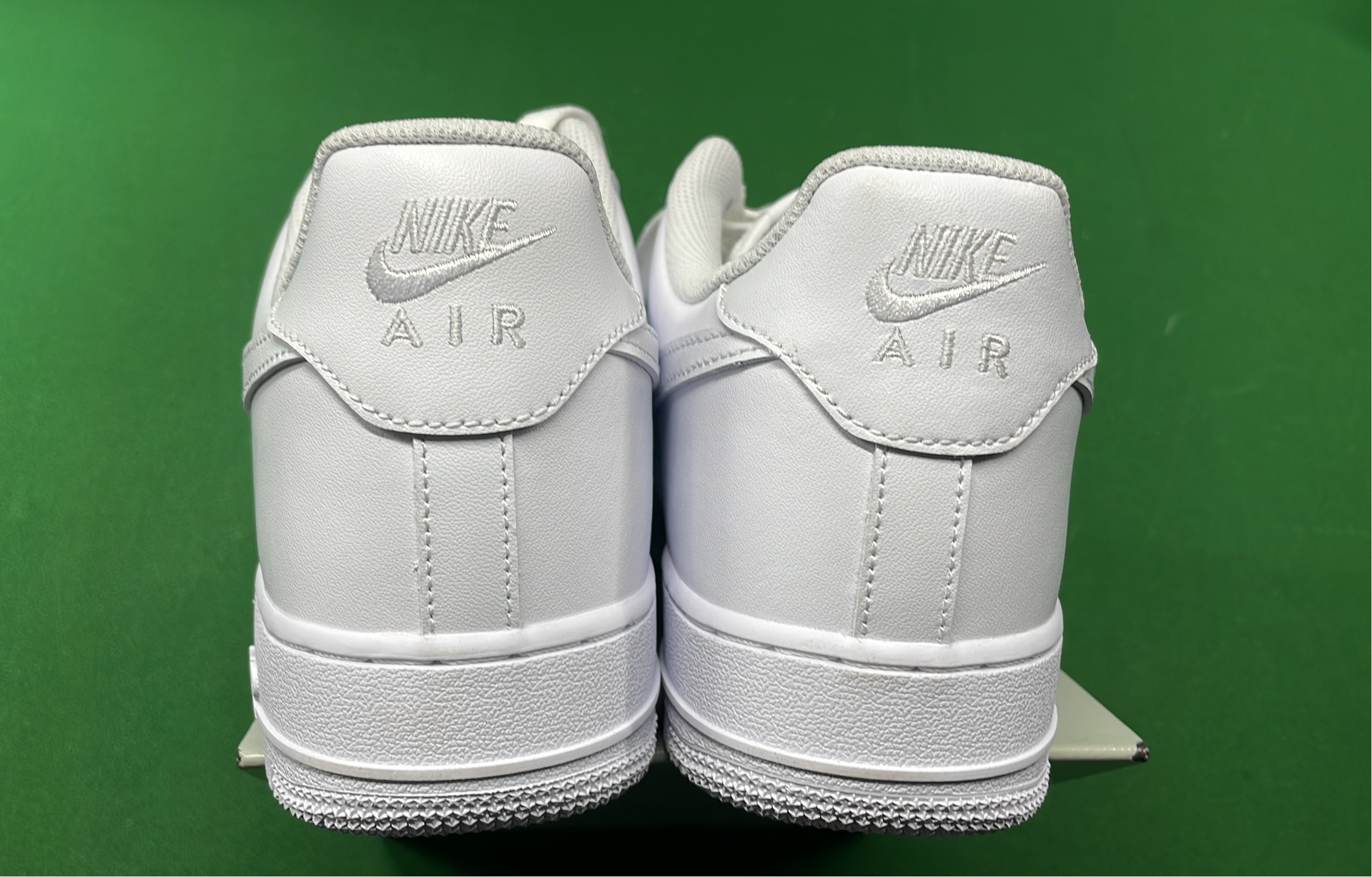 Nike Air Force 1 Low Supreme Collaboration Sneakers