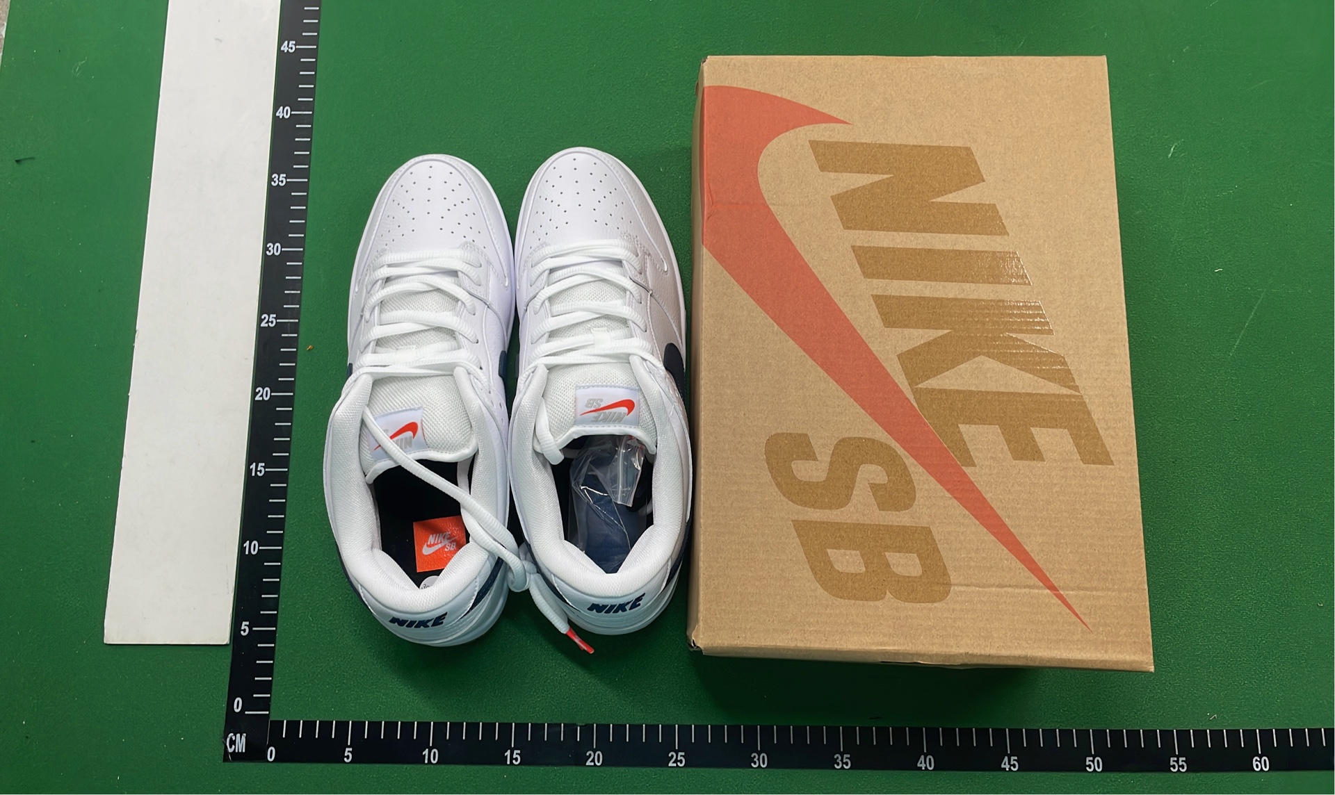 Nike Air Force 1 Low Premium Men's Sneakers