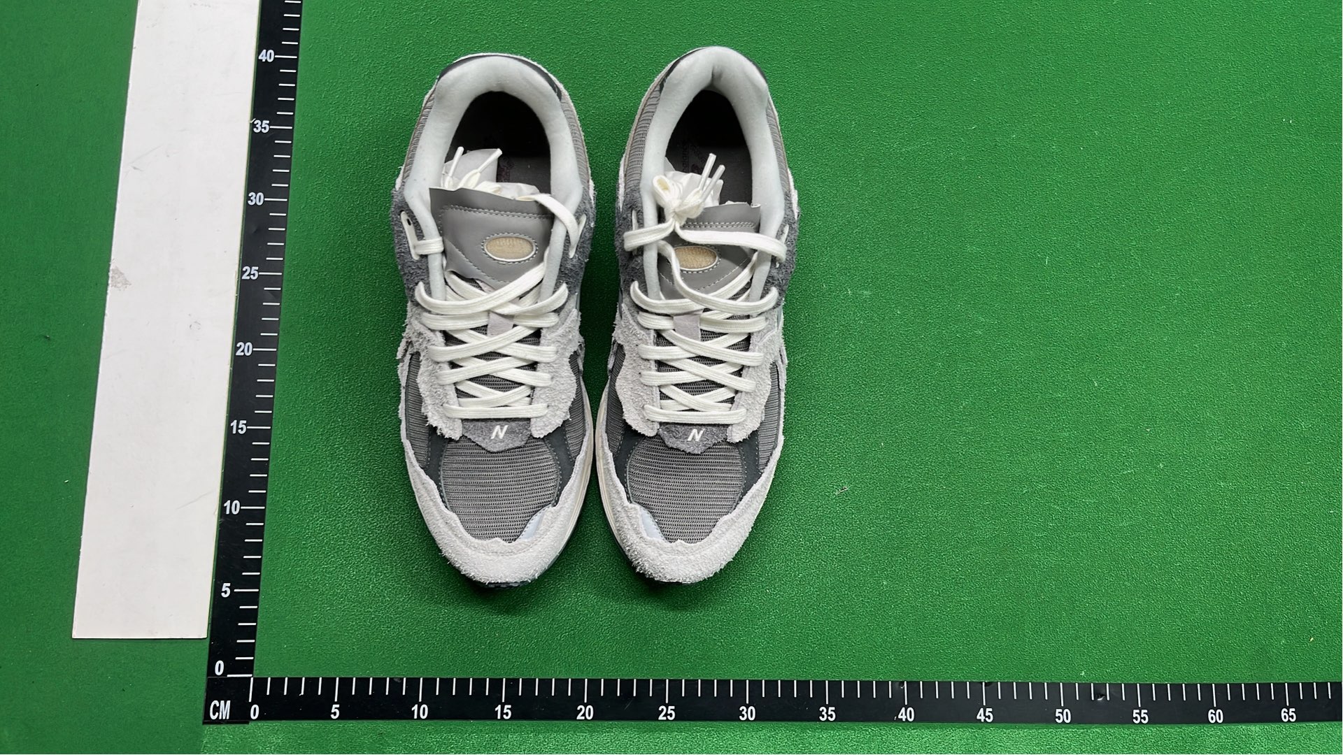 New Balance 2002R Grey Running Shoes for Men