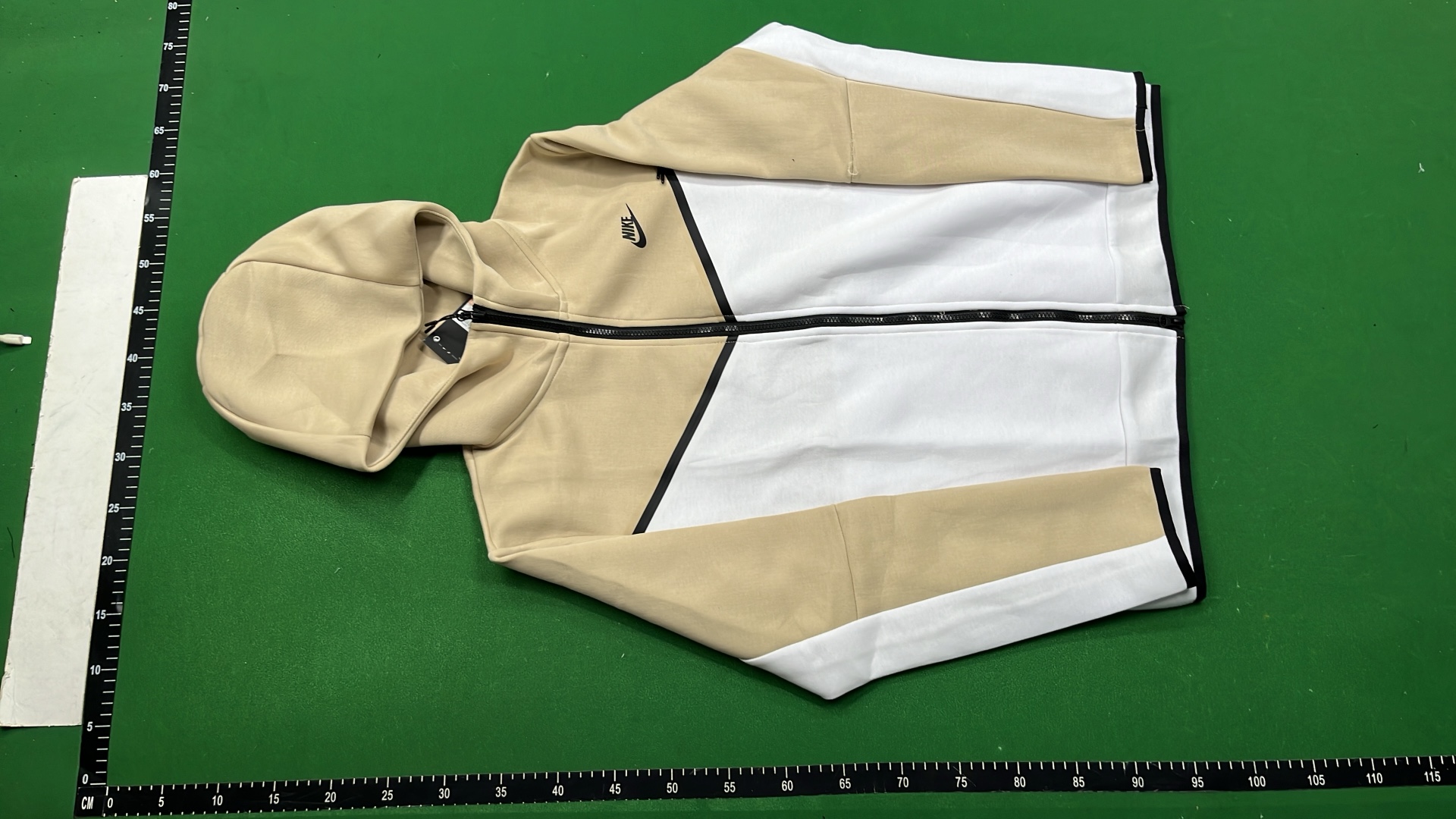 Nike Sportswear Tech Fleece Hoodie and Pants Set