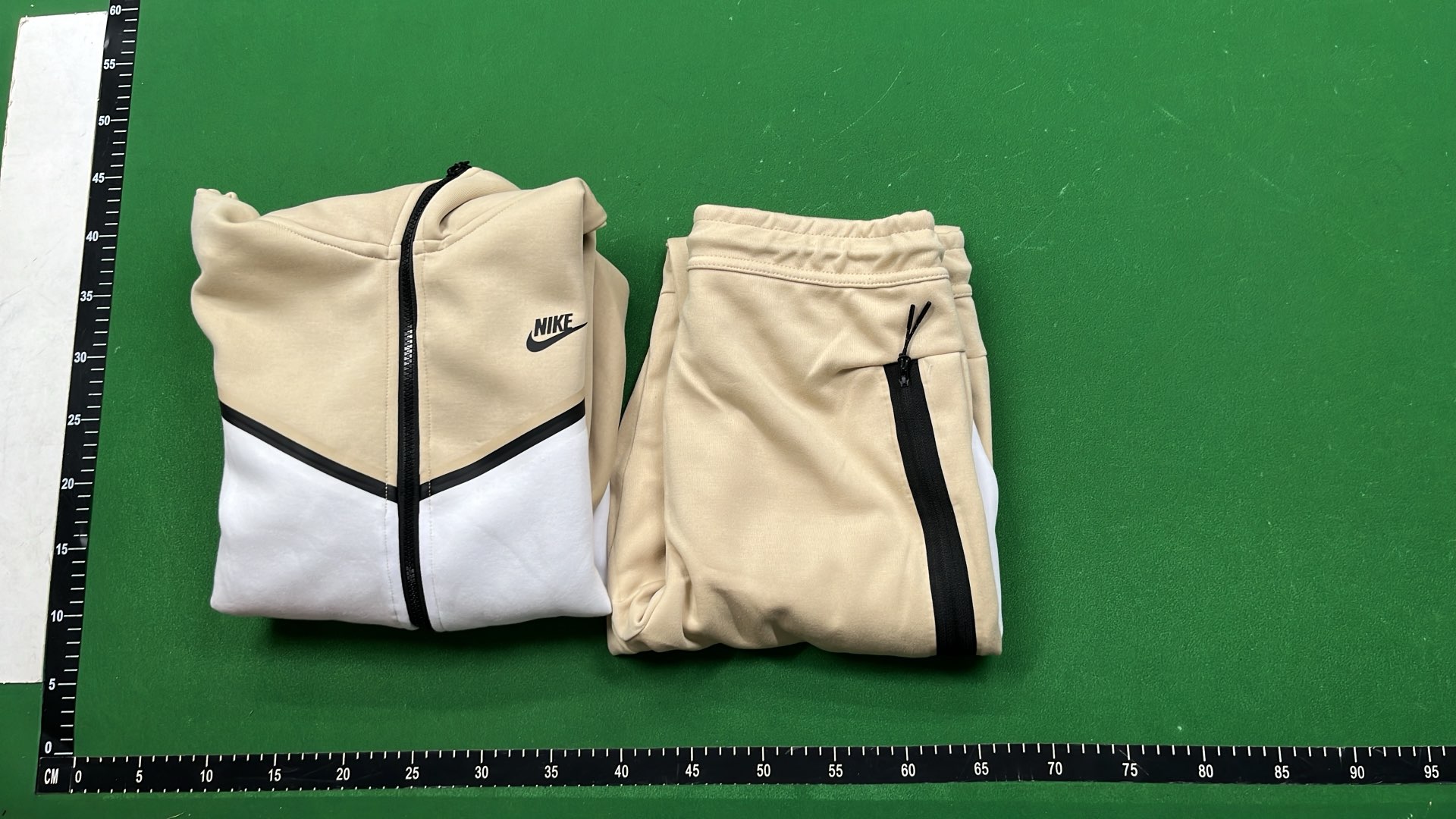 Nike Sportswear Tech Fleece Hoodie and Pants Set