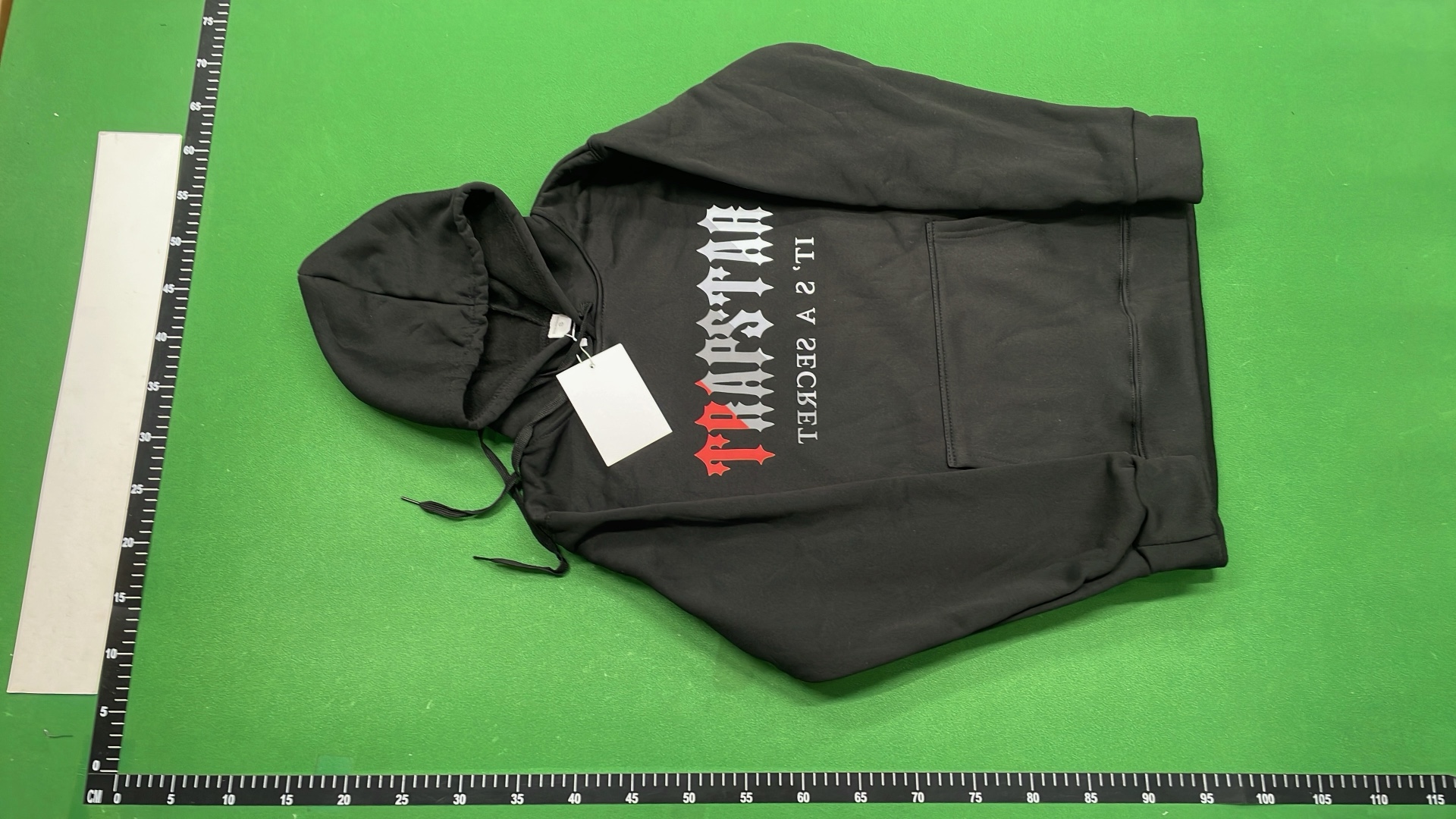 TRAPSTAR Hoodie and Jogger Set - Casual Streetwear