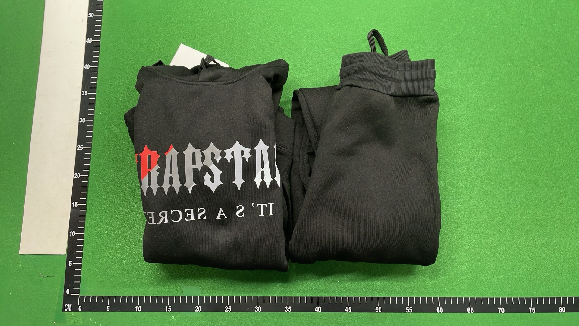 TRAPSTAR Hoodie and Jogger Set - Casual Streetwear