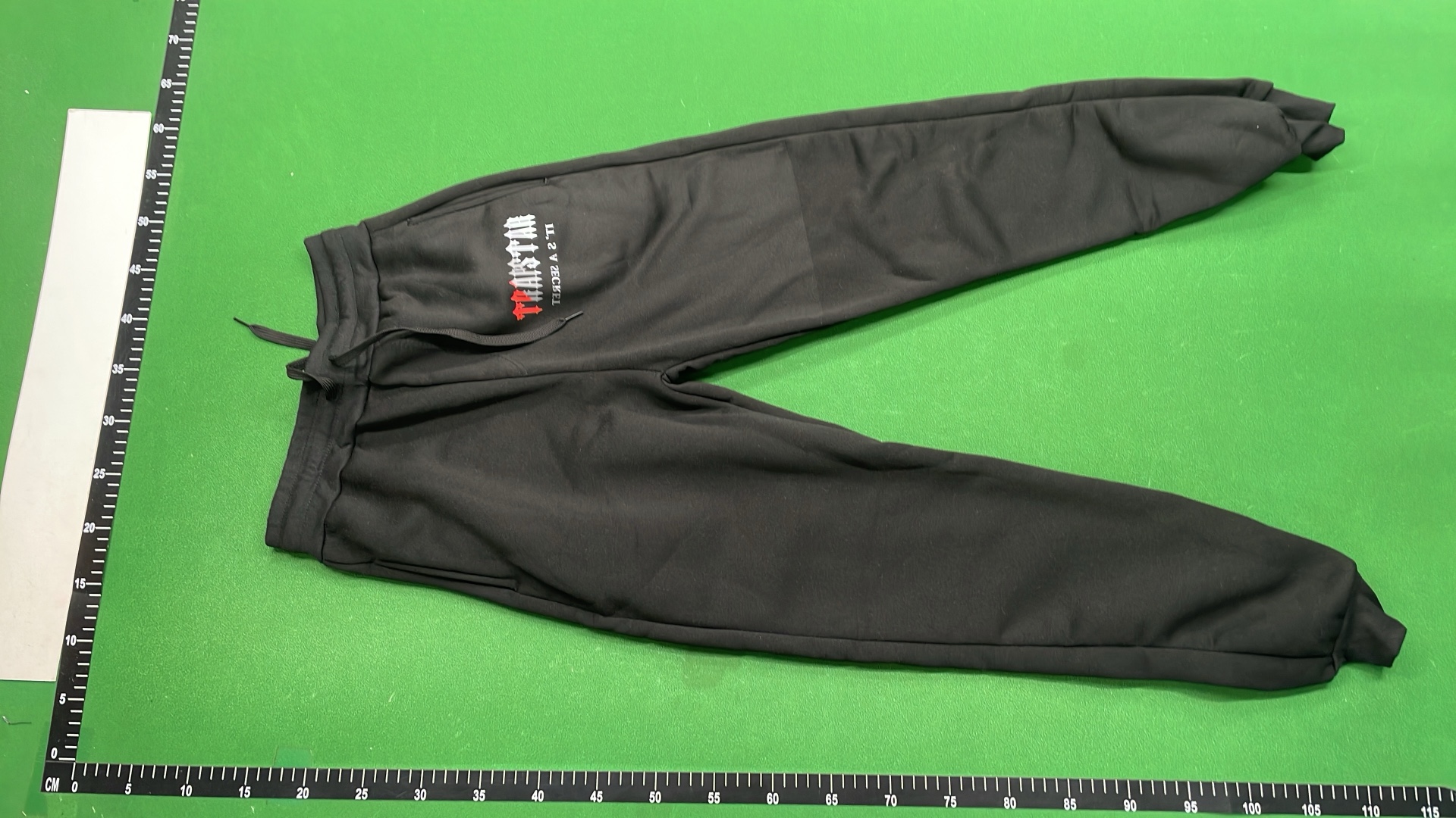TRAPSTAR Hoodie and Jogger Set - Casual Streetwear