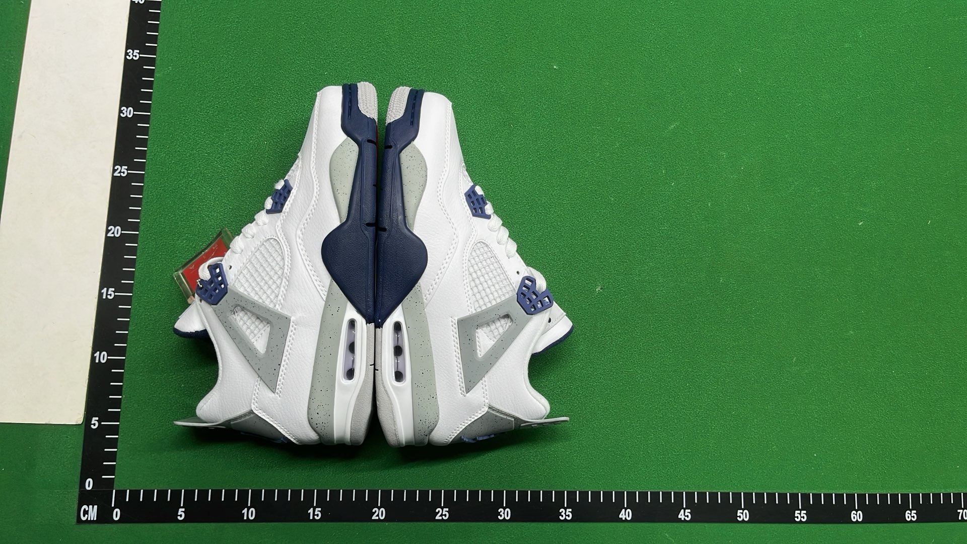 Air Jordan 4 Retro Sneakers - Classic Basketball Shoes